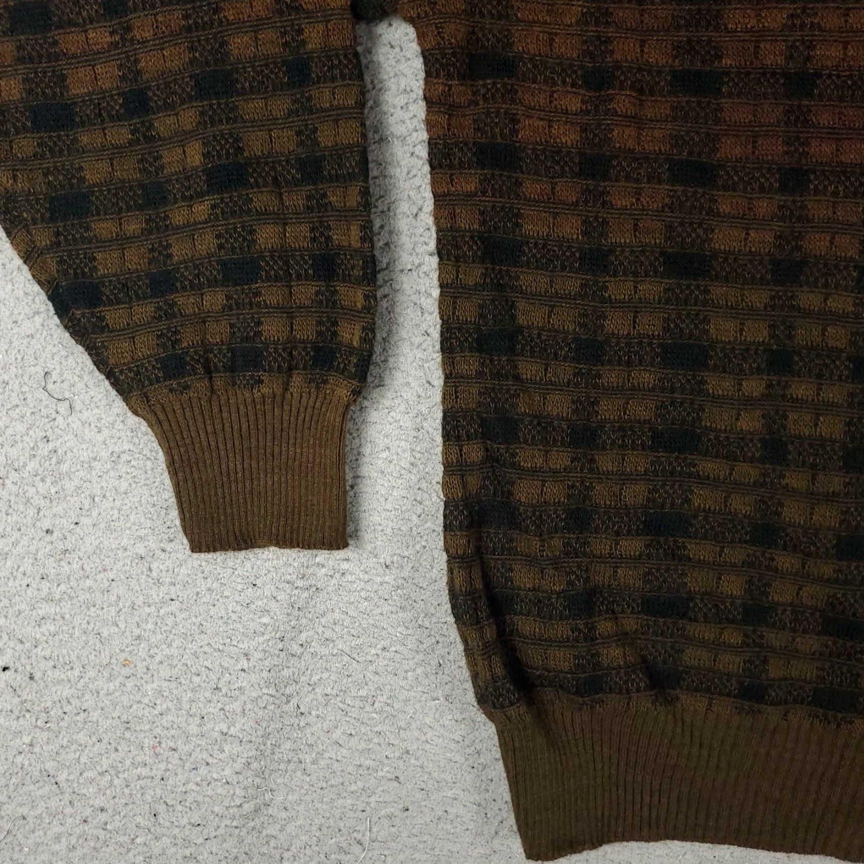 IDEA VINTAGE Idea Uomo Sweater Mens Medium Brown Plaid Pullover Knit Crew Neck Regular Fit Italy Size US M / EU 48-50 / 2 - 2 Thumbnail