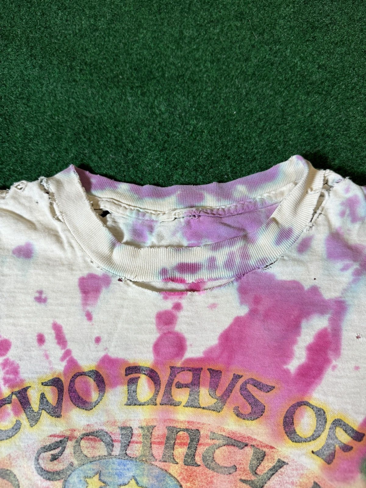 Band Tees × Vintage Vintage 90s Phish Tie Dye Hippie Rare Thrashed Band T Shirt Size US XL / EU 56 / 4 - 3 Thumbnail