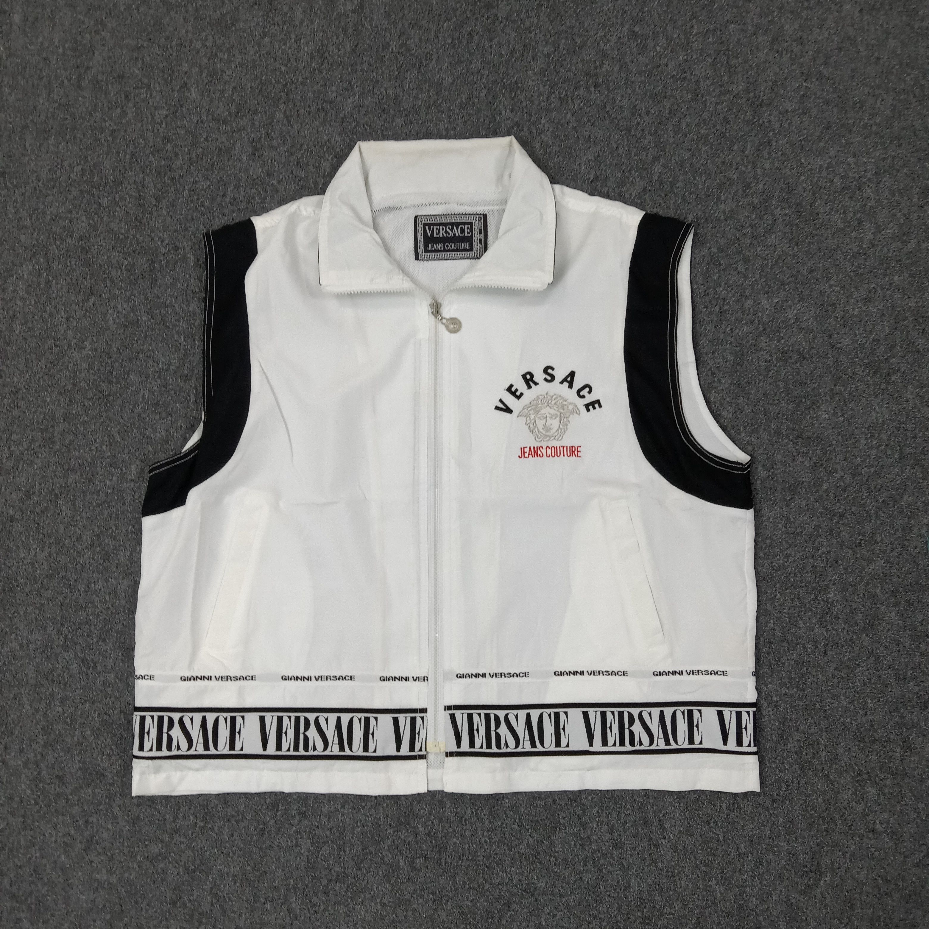 Versace GIANNI VERSACE JEANS COUTURE Designer Brand Vest Size US XL / EU 56 / 4 - 1 Thumbnail