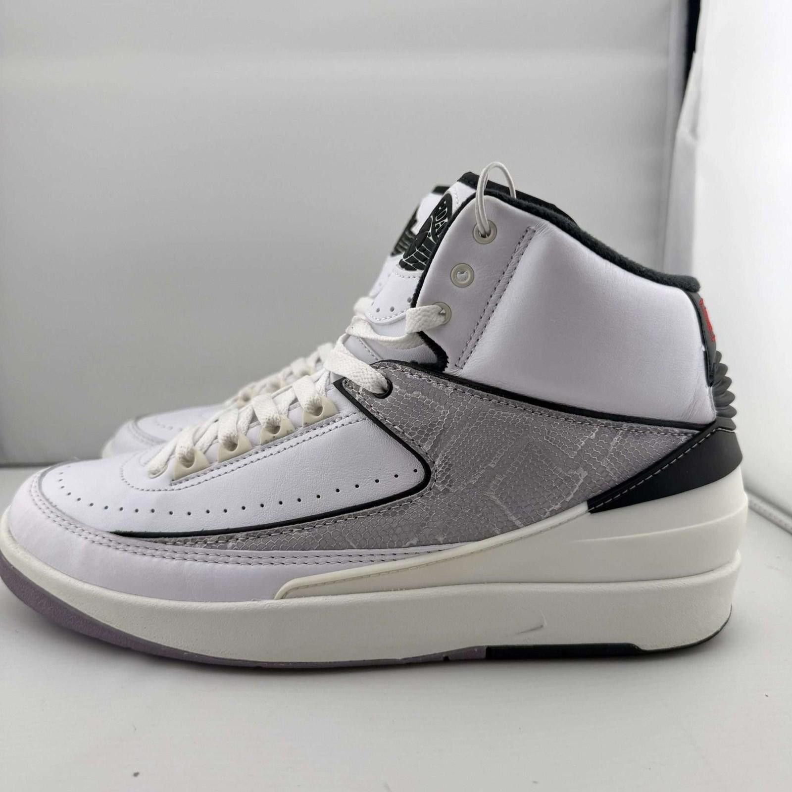 Nike Air Jordan 2 Python US 10 Used OG Box DR8884-102 Size US 10 / EU 43 - 2 Thumbnail