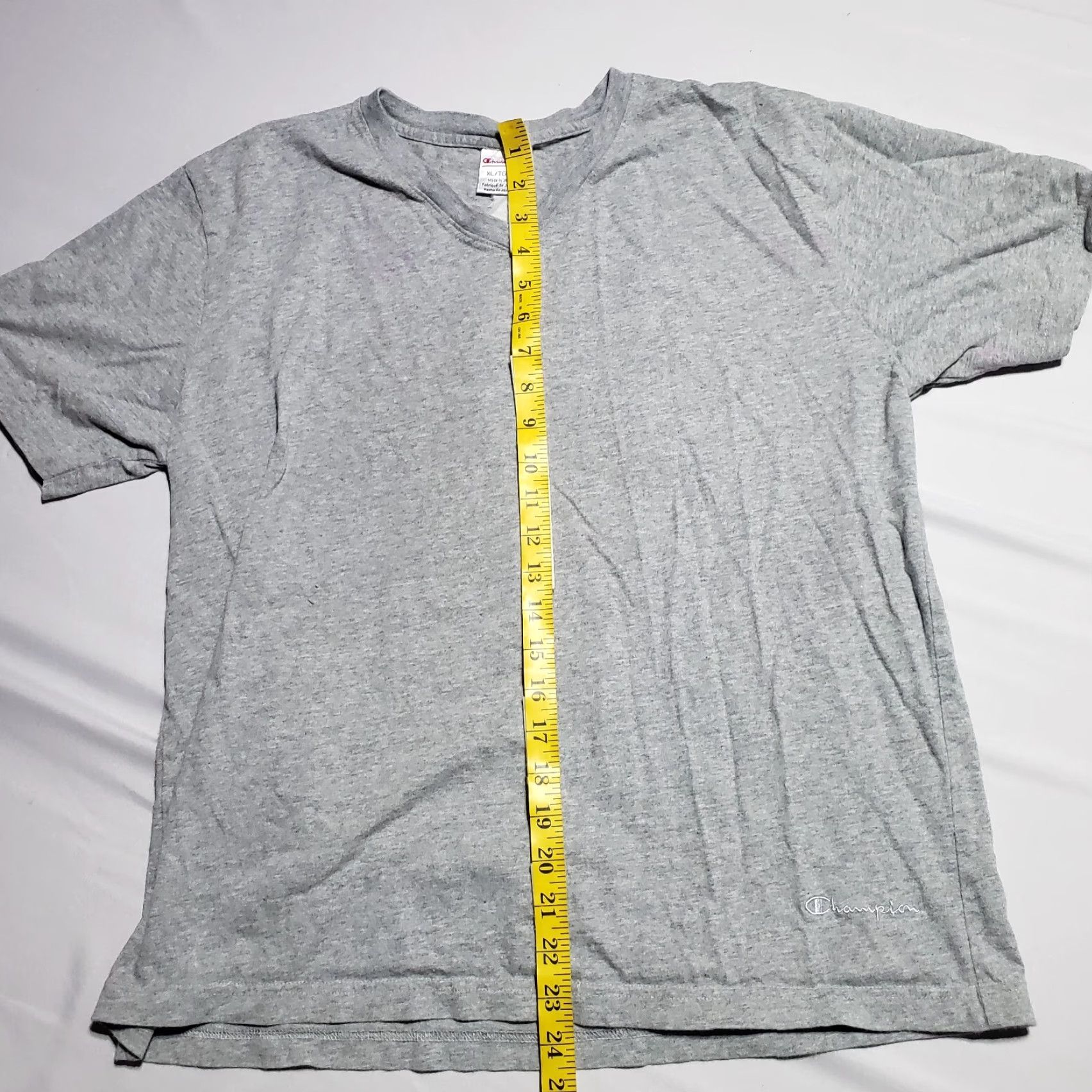 Champion Champion Solid Gray Tee T-Shirt Short Sleeve Crew Neck Adult Women's Size XL Size XL / US 12-14 / IT 48-50 - 6 Thumbnail