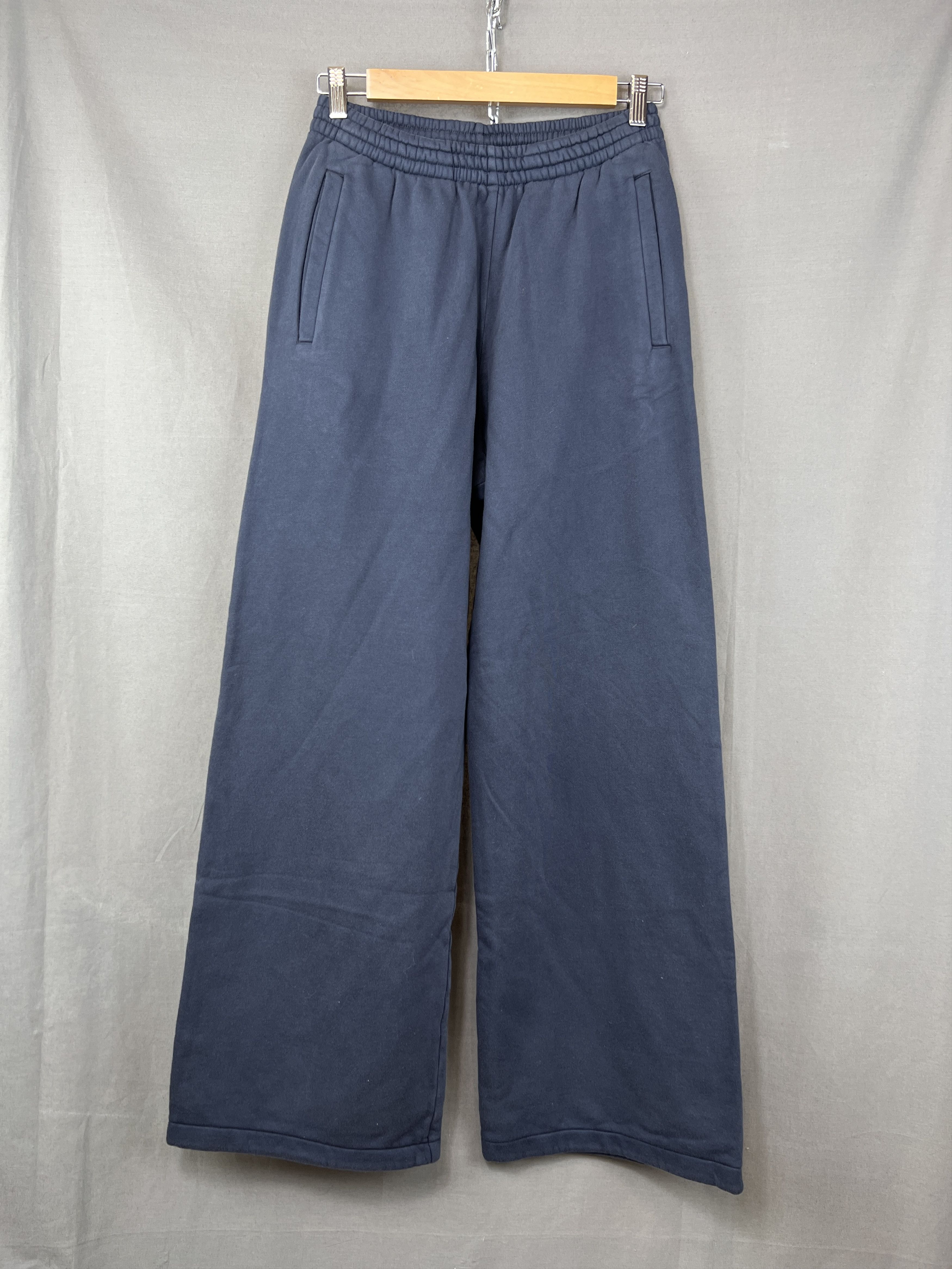 image of New Kanye West Yeezy X Gap Heavy Cotton Sweatpants in Navy, Men's (Size 30)