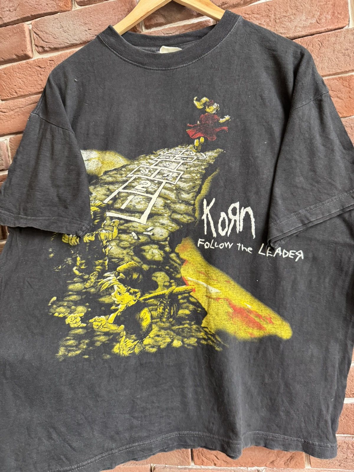 Band Tees Vintage 90s KORN Follow The Leader Nu Metal Band Tee L Black Size US L / EU 52-54 / 3 - 3 Thumbnail