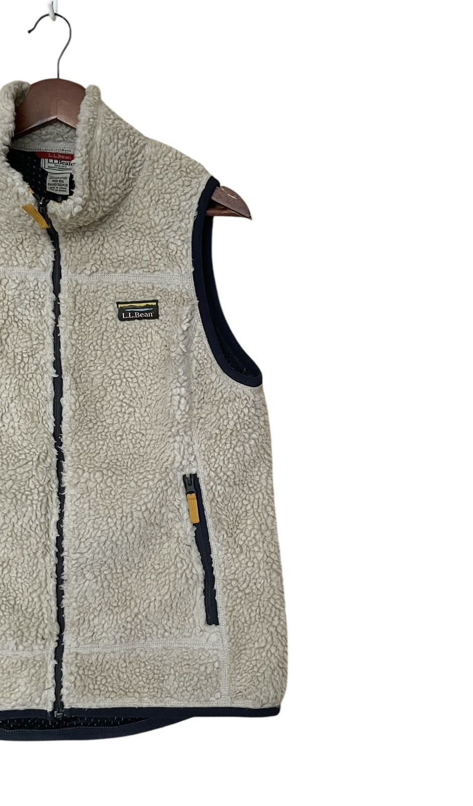 L.L. Bean × Vintage Vintage Brand L.L Bean Fur Vest 1990s Size US M / EU 48-50 / 2 - 4 Thumbnail