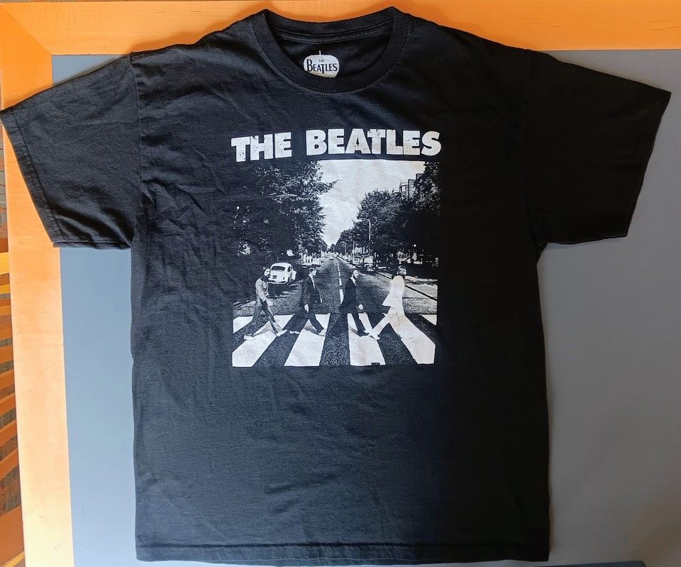 Apple The Beatles Abbey Road Album Cover Mens L Black Apple 2021 Size US L / EU 52-54 / 3 - 1 Thumbnail