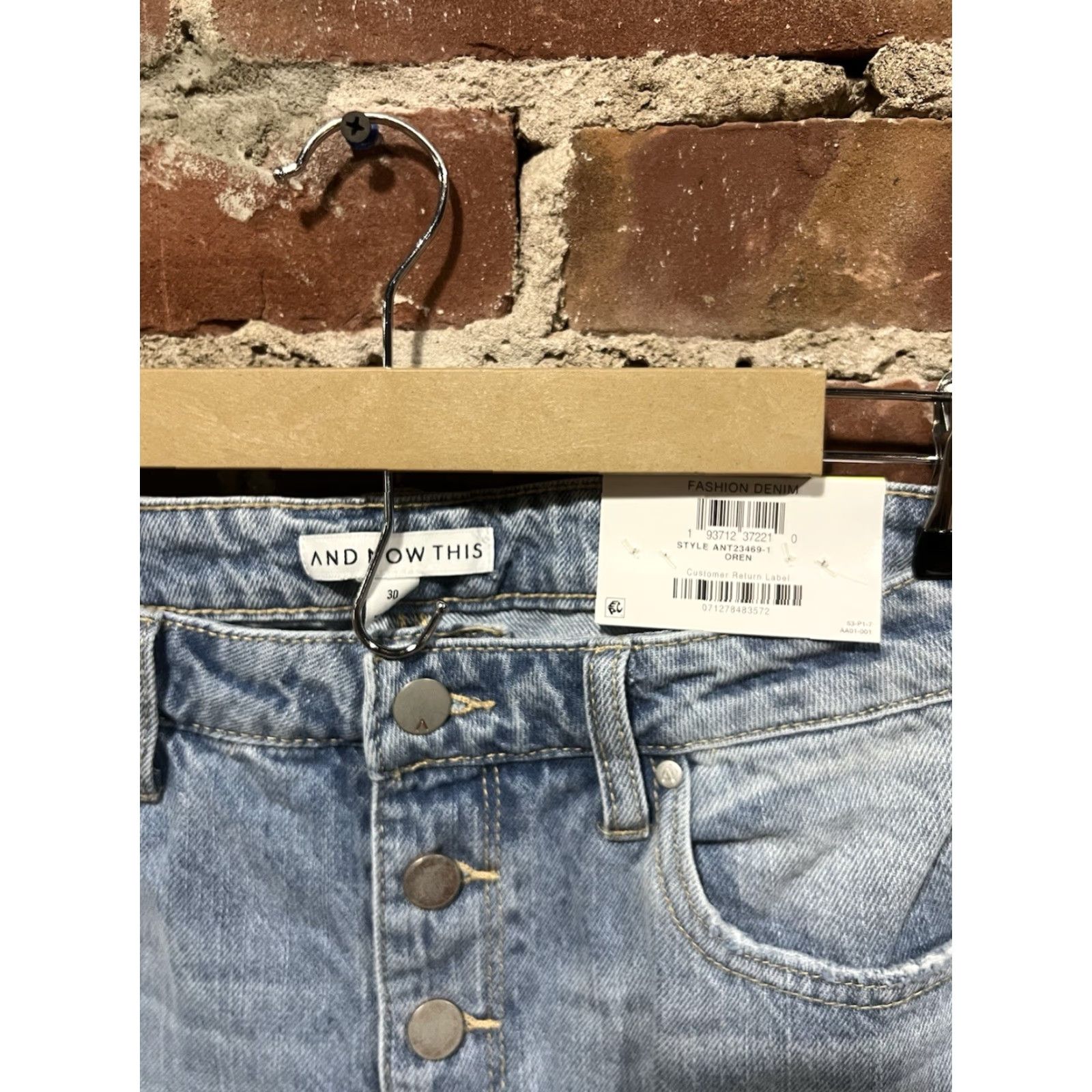 Vintage And Now This Women’s The Throwback Flare Jeans 30 NWT Size 30" / US 8 / IT 44 - 2 Thumbnail