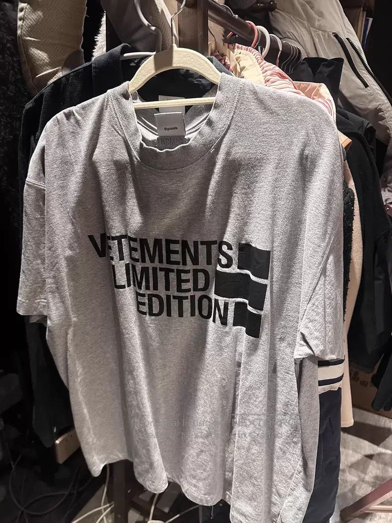 Vetements VETEMENTS Limited Edition Grey T-Shirt, XS Size Size US XS / EU 42 / 0 - 1 Thumbnail