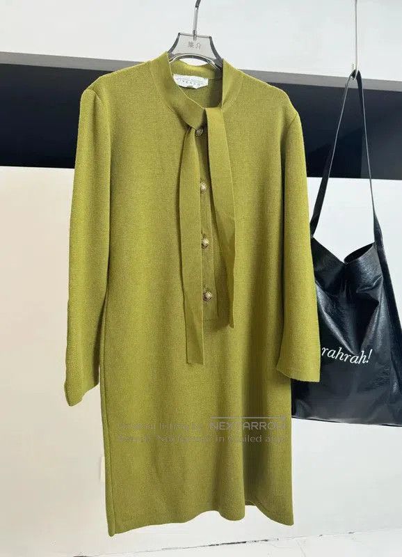 Givenchy Givenchy Green Wool Women's Dress . Size XXS / US 00 / IT 34 - 2 Thumbnail