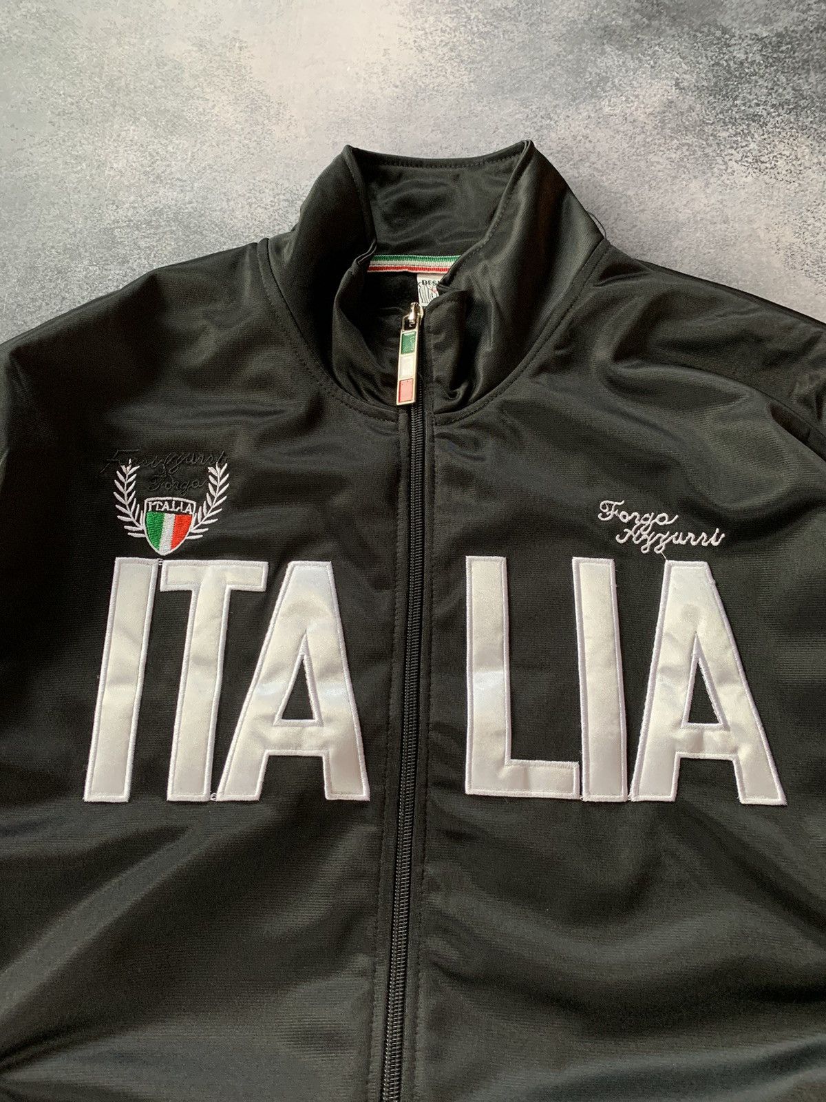 Vintage Vintage Italia Track Zip Up Sweatshirt Y2K Size US L / EU 52-54 / 3 - 5 Thumbnail