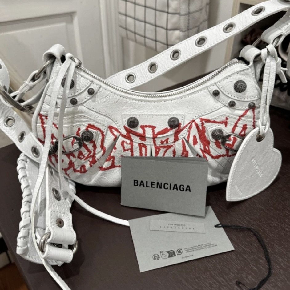 Balenciaga Agneau Arena Lunar Le Cagole Shoulder Bag XS Size ONE SIZE - 9 Thumbnail