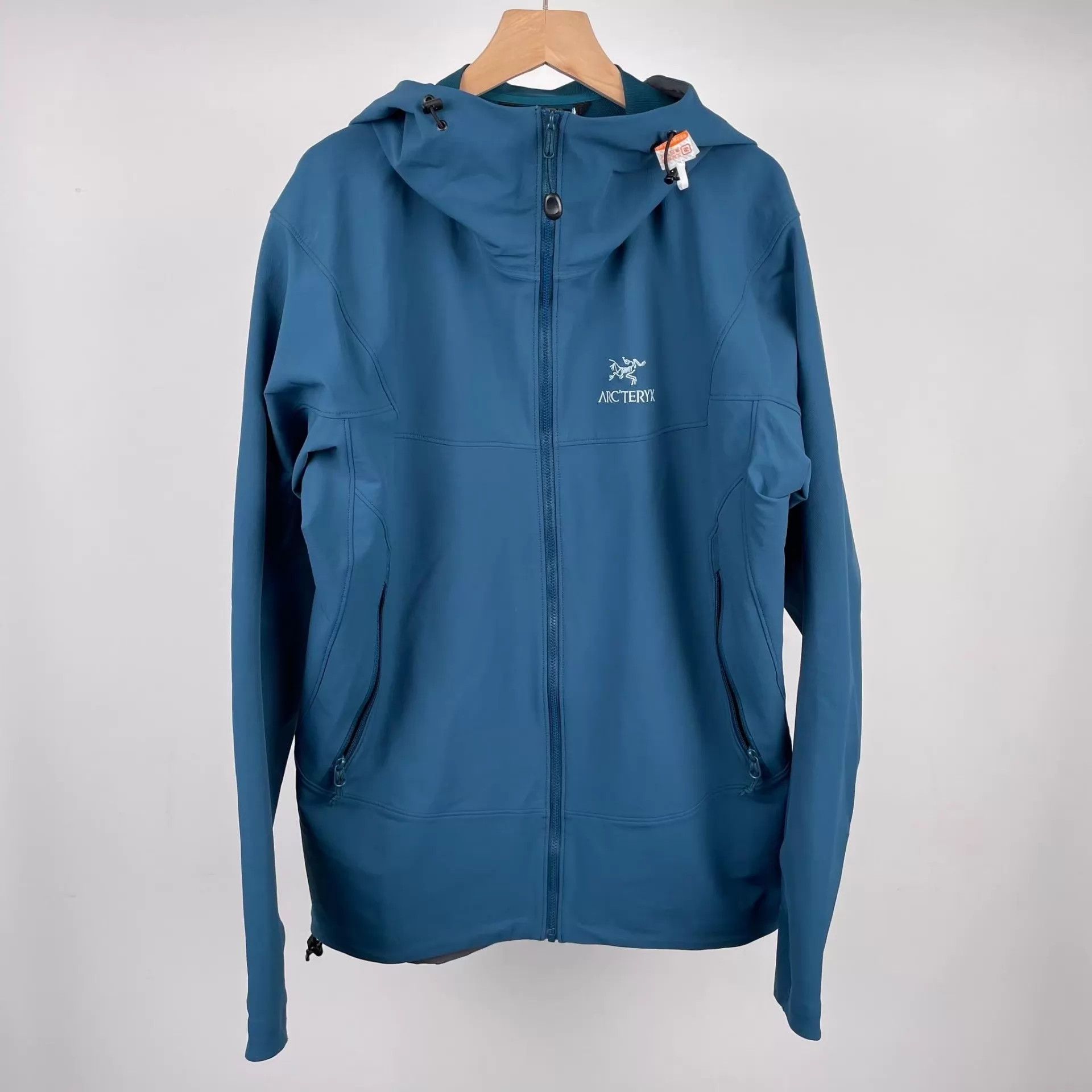 Arc'teryx Arc'teryx Softshell Jacket M Blue 260321CM1YQ01 Size US M / EU 48-50 / 2 - 1 Thumbnail