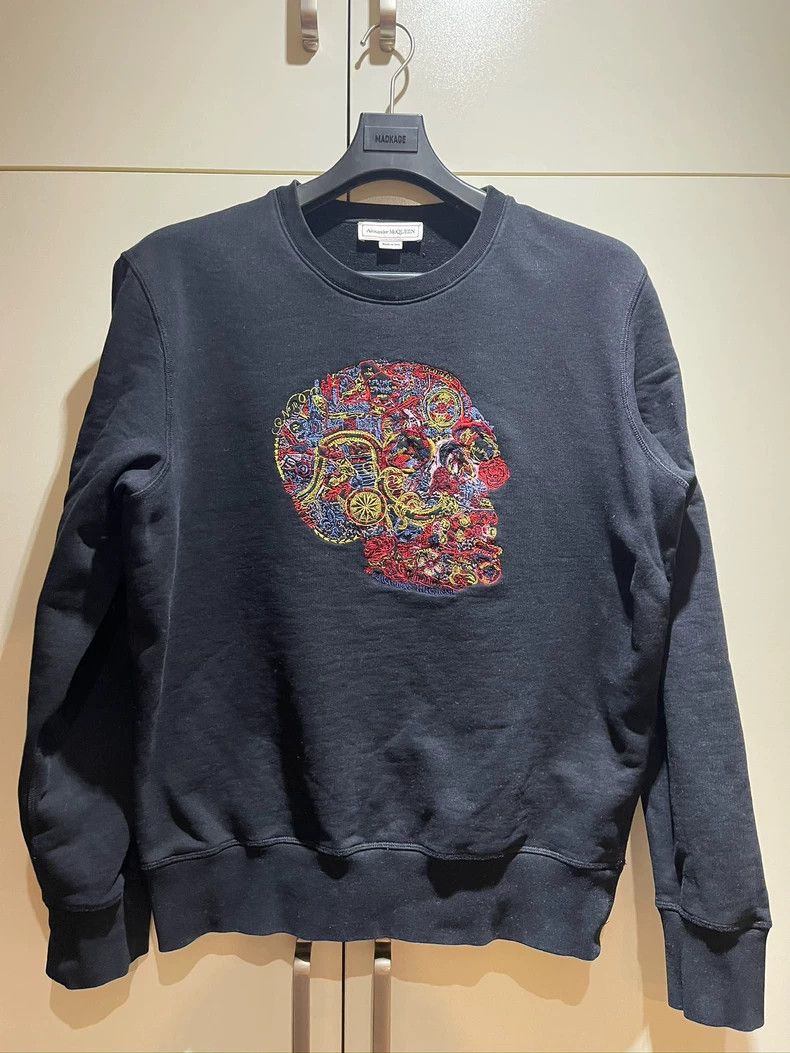 パーカー・フーディ alexander mcqueen SWEATSHIRT WITH EMBROIDERED SKULL Alexander McQueen Black Embroidered Papercut Skull Hoodie