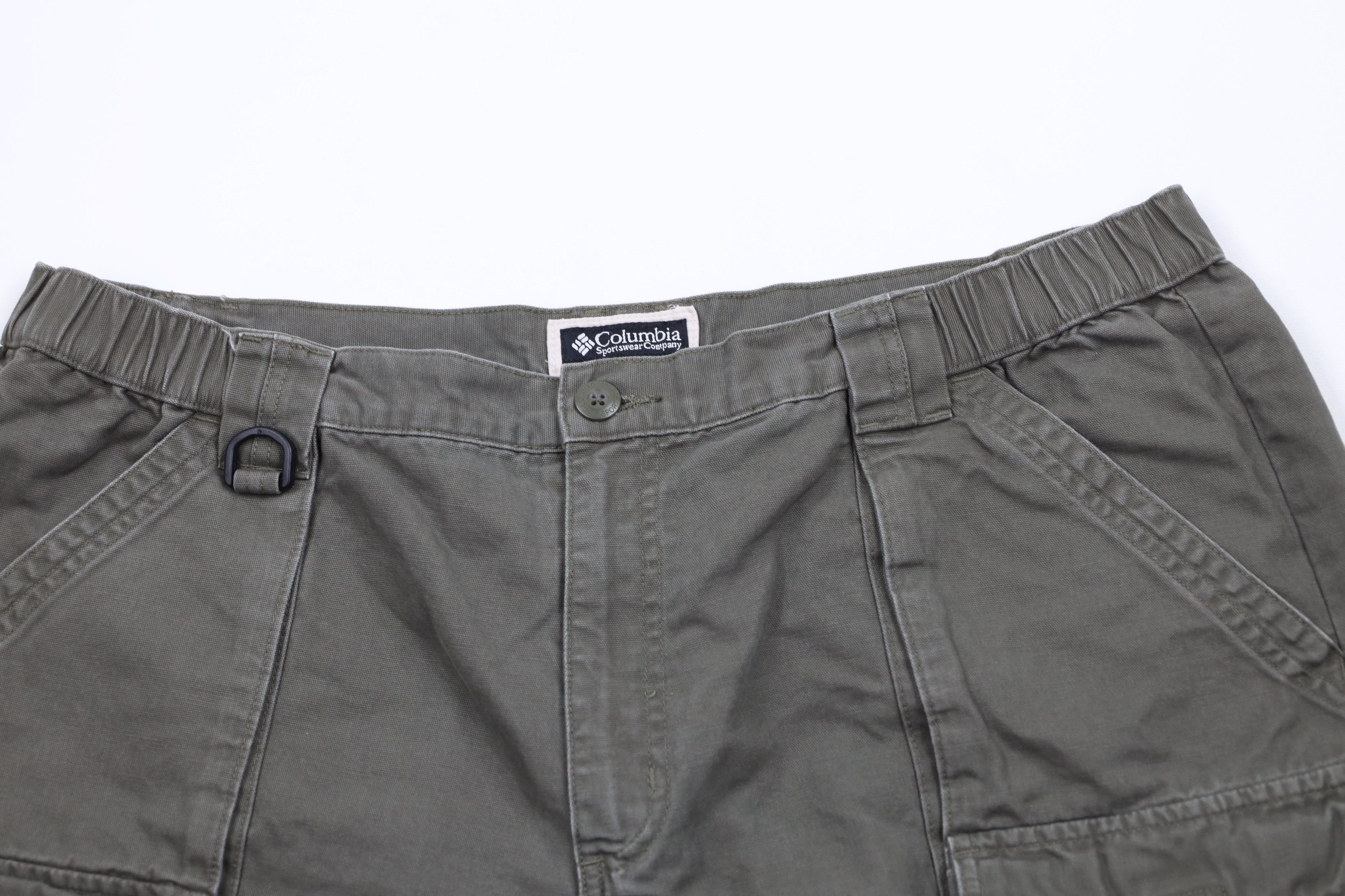 Columbia × Vintage Vintage Columbia Spell Above Knee Canvas Cargo Shorts Green Size US 40 / EU 56 - 2 Thumbnail