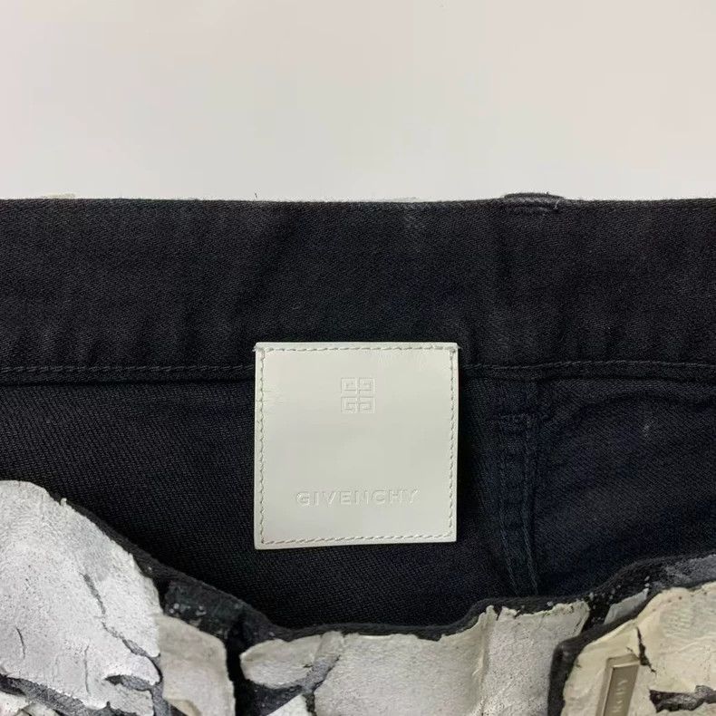 Givenchy Givenchy Plaster Paint Splatter Destroyed Denim Pants 2505- Size US 33 - 2 Thumbnail