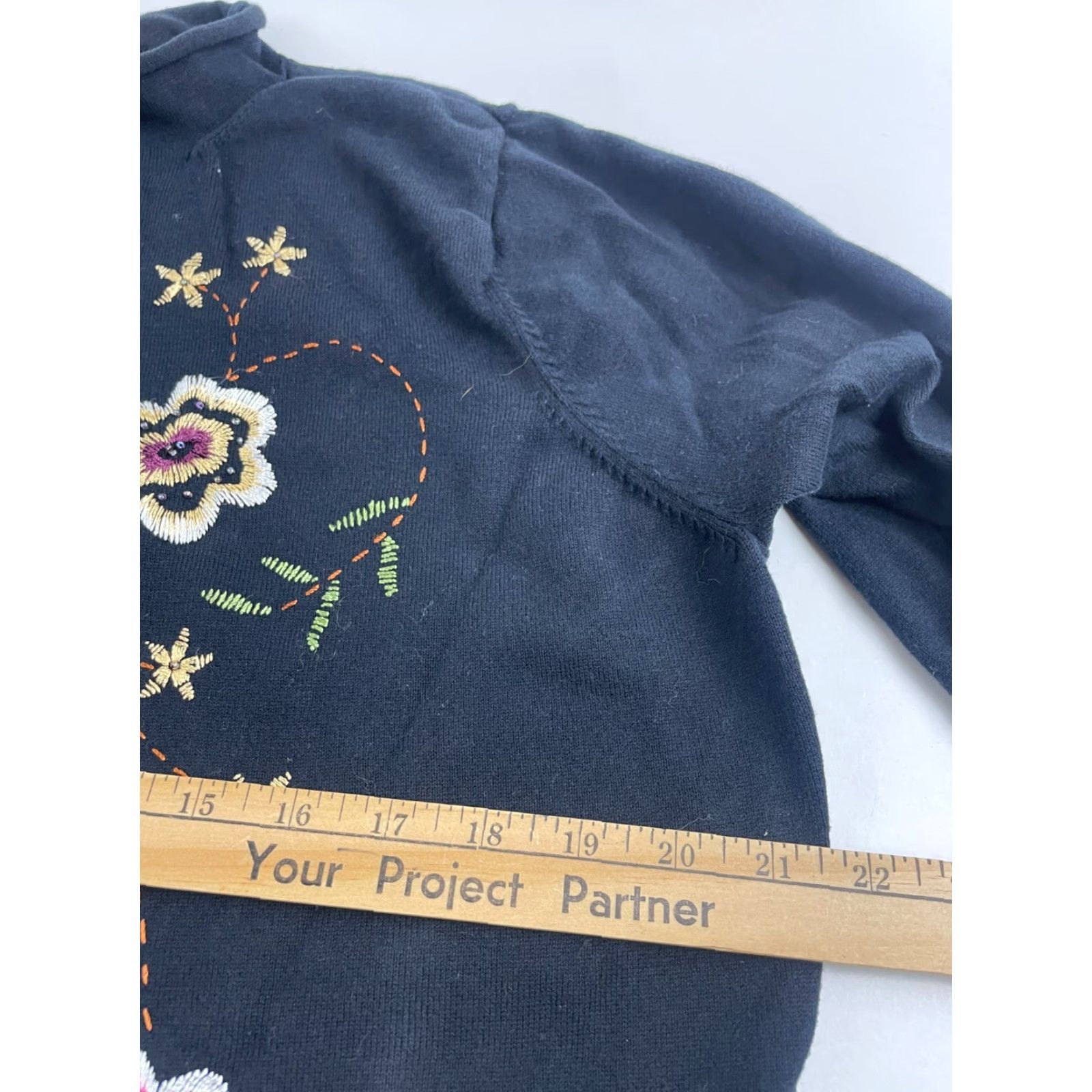 Vintage JH Collectibles Sweater Women's XL Black Pullover Embroidered Floral Siq Crew Neck Long Sleeve Modern Size XL / US 12-14 / IT 48-50 - 5 Thumbnail