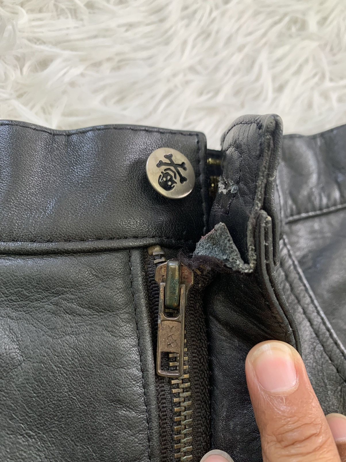 Leather Cuirs London Leather Pant Skull Button Size US 28 / EU 44 - 11 Thumbnail