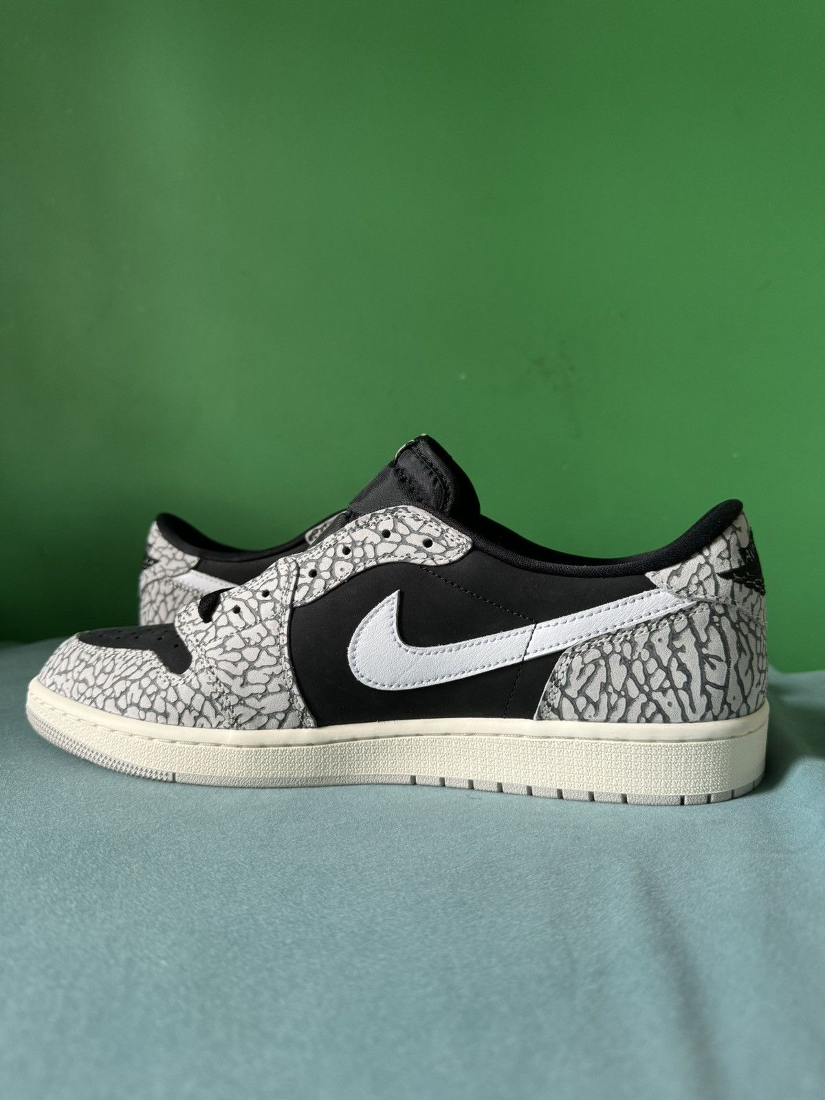 Jordan Brand Nike Air Jordan 1 Low OG Black Cement 2023 Size US 12.5 / EU 45-46 - 2 Thumbnail