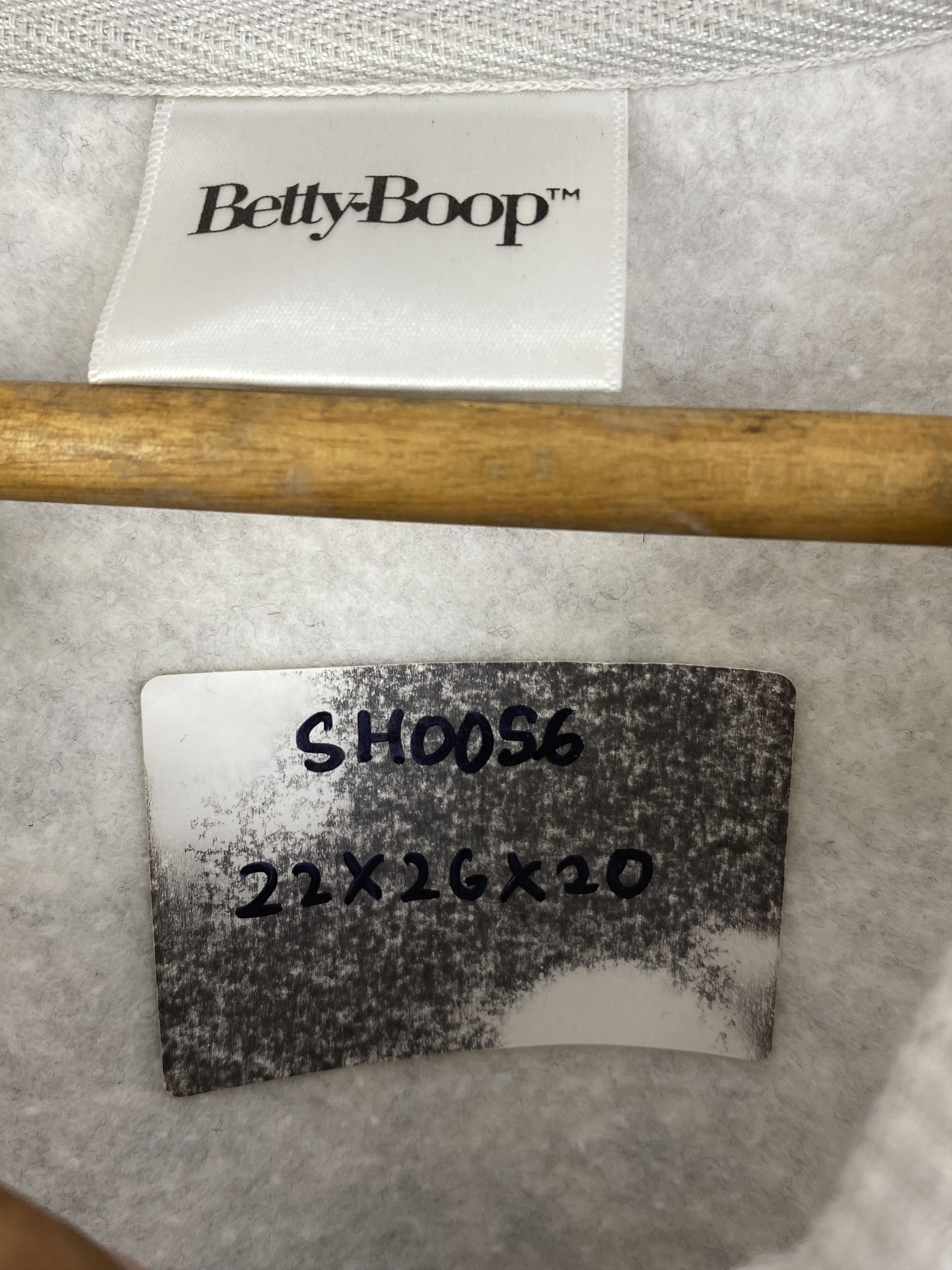 Vintage Vintage Betty Boop Backhit Pullover Sweatshirt SH0056 Size US M / EU 48-50 / 2 - 11 Thumbnail