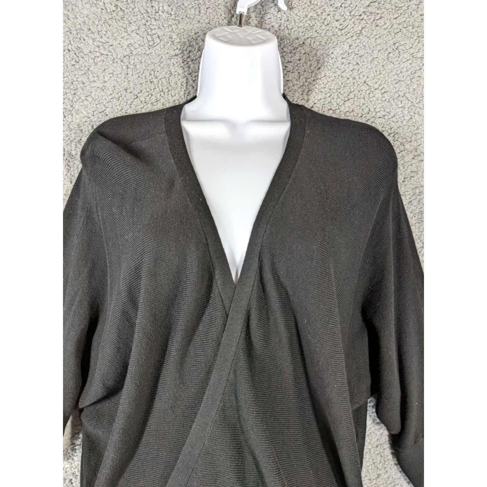 MILLY Milly Women’s V-neck 3/4 Sleeve Black Pull Over Sweater Size M Size M / US 6-8 / IT 42-44 - 7 Thumbnail