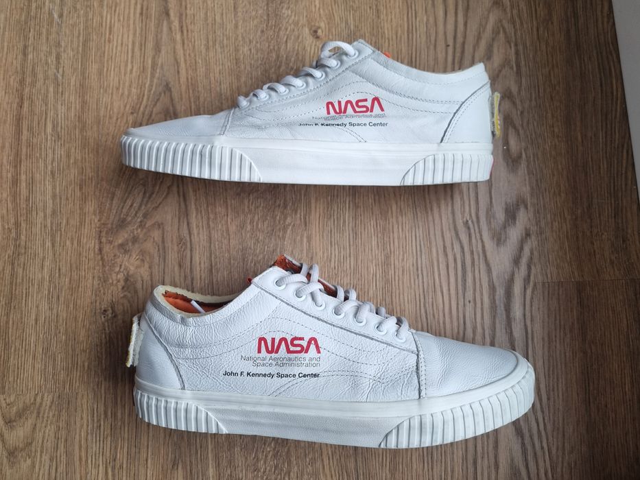 Vans nasa cheap old skool white