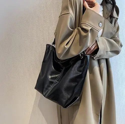 Japanese Brand × Leather Black soft leather shoulder bag Size ONE SIZE - 2 Thumbnail