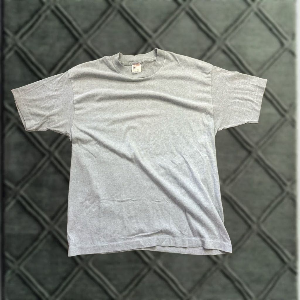 TEE JAYS VINTAGE TeeJays Select T Light Gray XL 70's 80's Thin Excellent Condition Size US XL / EU 56 / 4 - 1 Thumbnail