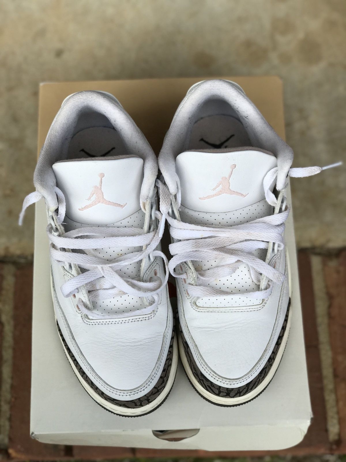 Jordan Brand Air Jordan 3 Retro Neapolitan W Size 8.5 Size US 8.5 / IT 38.5 - 3 Thumbnail