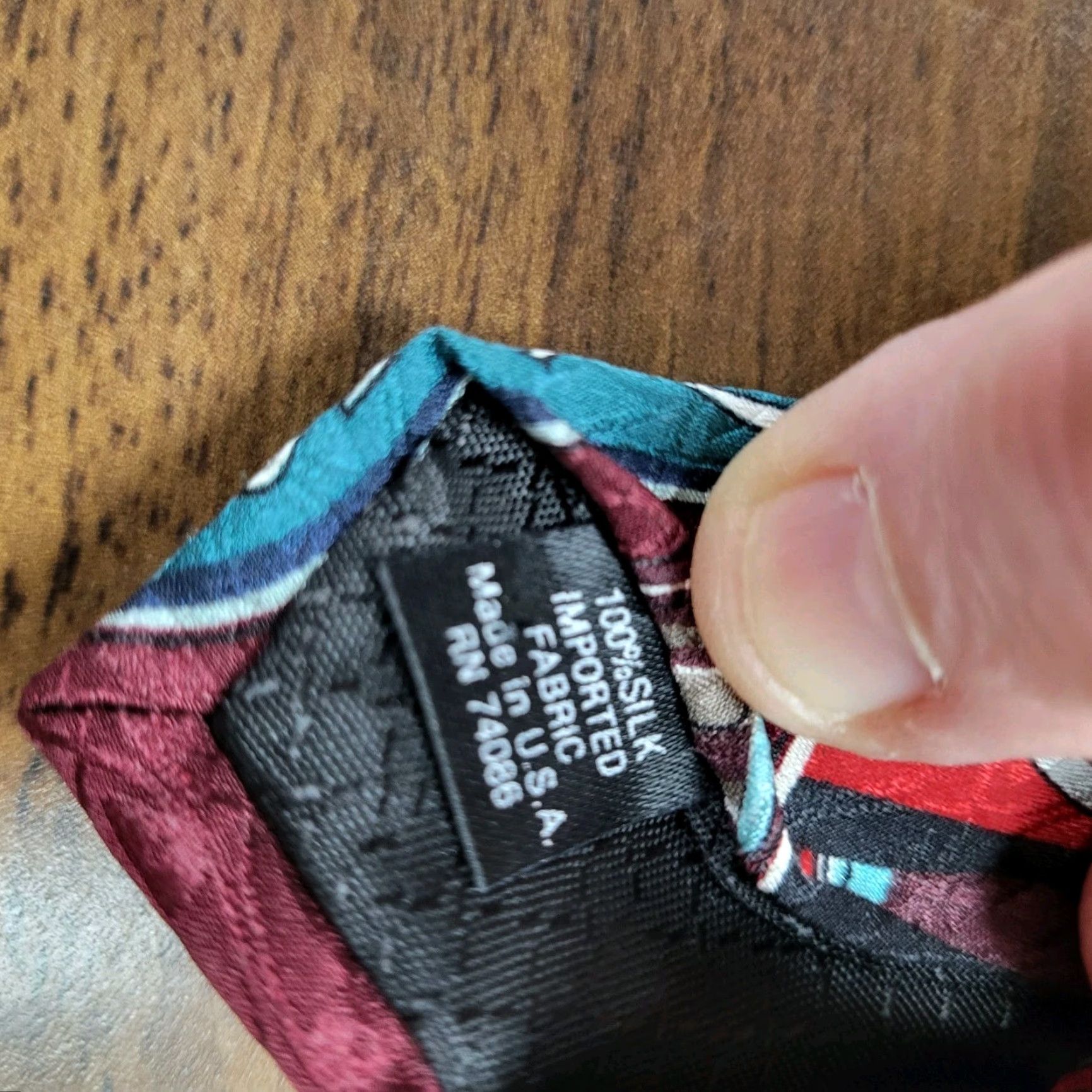 Vintage Coca-Cola Men's Necktie Tie Silk Satin Advertising Memorabilia Made in USA 57" Vintage Logo Wide Pattern Novelty Retro American Food & Drink Men Tie Size ONE SIZE - 4 Thumbnail