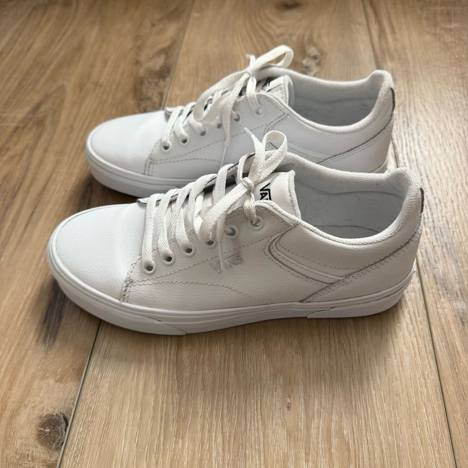 Vans Vans® Seldan Women’s Sneakers 7.5 Size US 7.5 / IT 37.5 - 5 Thumbnail