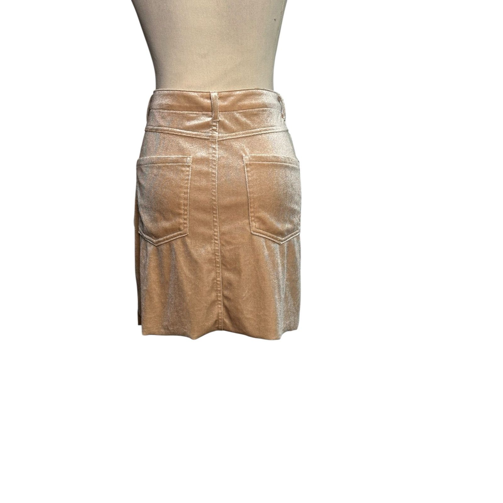 Forever 21 Forever 21 beige suede mini skirt size Large Size 30" / US 8 / IT 44 - 6 Thumbnail
