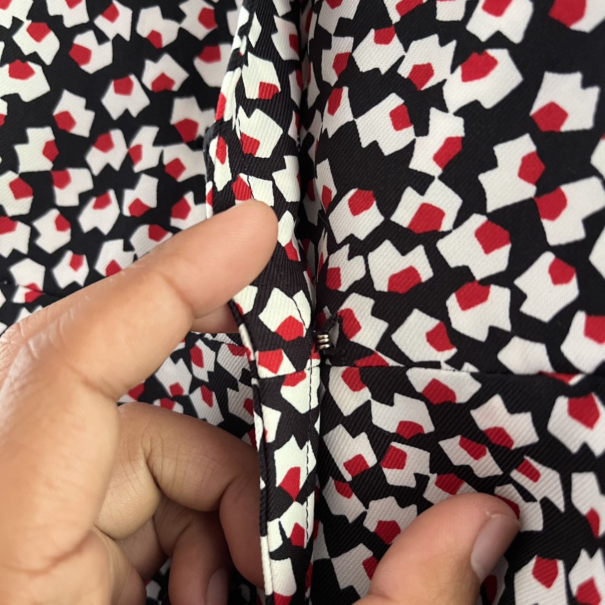 Yves Saint Laurent Vintage Yves Saint Laurent Abstract Dress Made in Japan Size S / US 4 / IT 40 - 6 Thumbnail