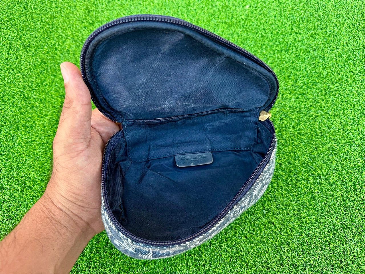 Dior Authentic Christian Dior Diorrisimo Saddle Trotter Pouch Size ONE SIZE - 5 Thumbnail