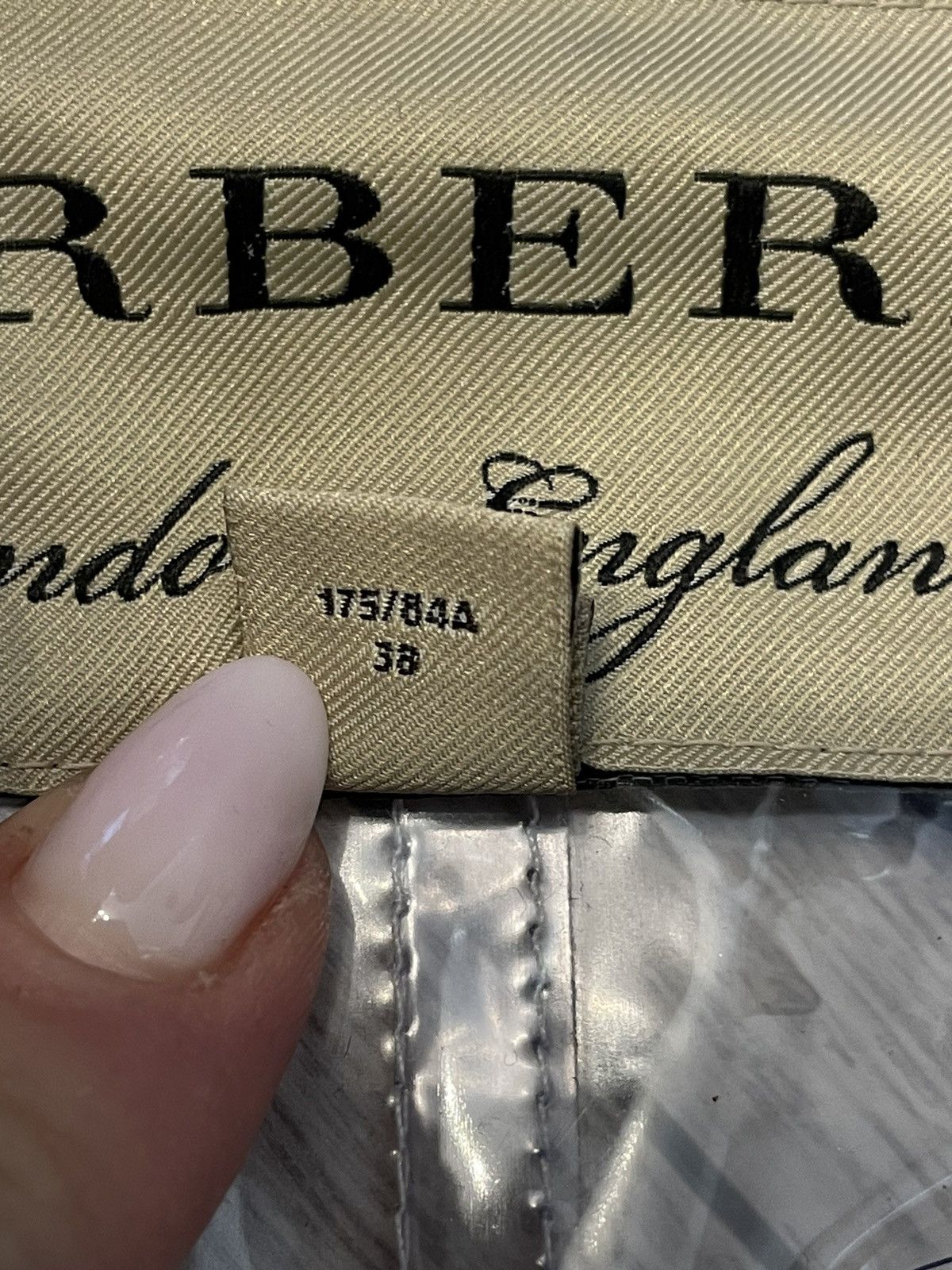 Burberry Burberry Trench coat size 38 Size M / US 6-8 / IT 42-44 - 11 Thumbnail