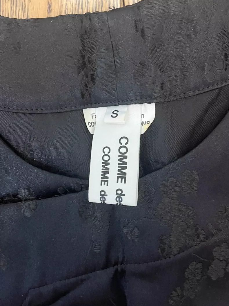 Comme des Garcons Comme Des Garcons Black embroidered Chinese top Size S / US 4 / IT 40 - 4 Thumbnail