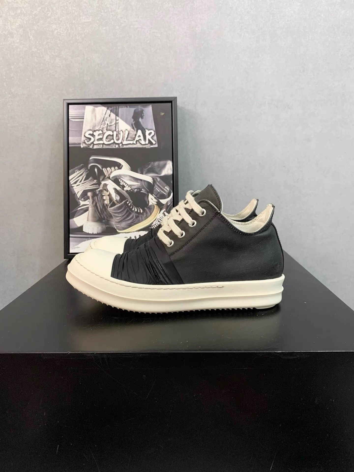 Rick Owens Rick Owens Black Silk Ramones K34 Size US 7.5 / IT 37.5 - 2 Thumbnail