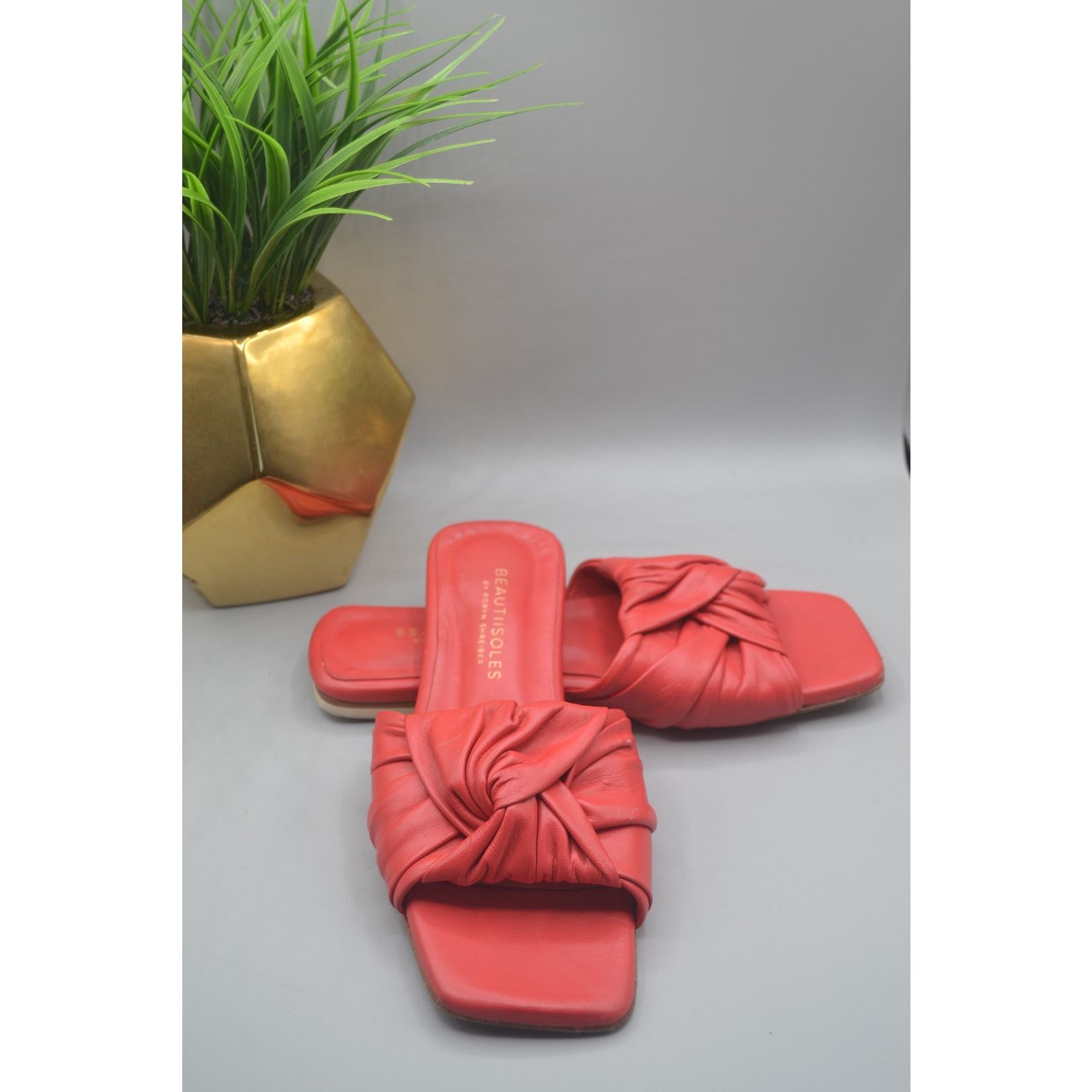 Other Beautiisoles Coral Sandals - Chic, Comfortable Footwear Size US 8 / IT 38 - 2 Thumbnail