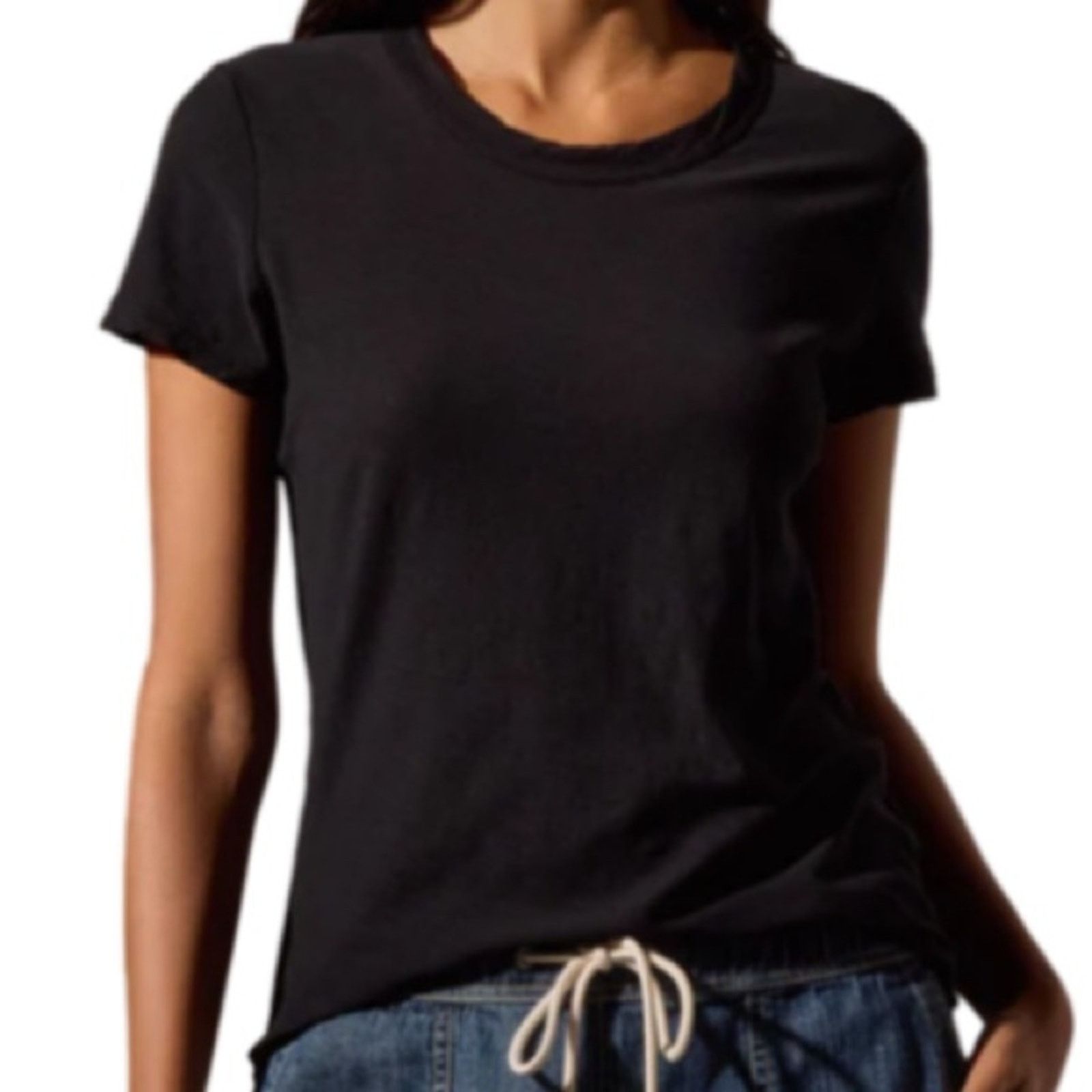 James Perse James Perse Standard Classic Black T-Shirt - Black Size 0 Size XS / US 0-2 / IT 36-38 - 1 Thumbnail