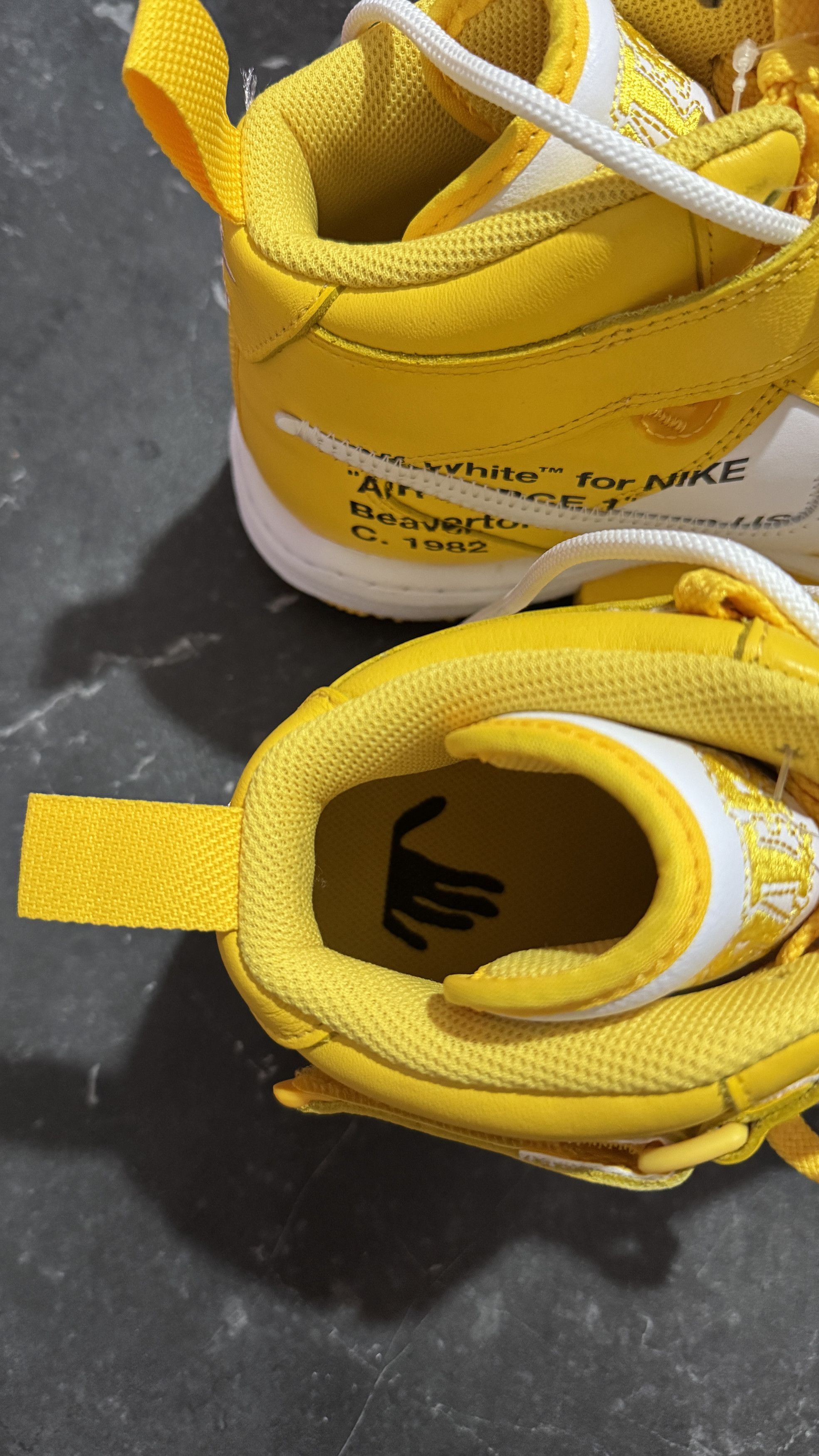 Nike × Off-White Nike x Off White Air Force 1 Mid Size US 12 / EU 45 - 15 Thumbnail