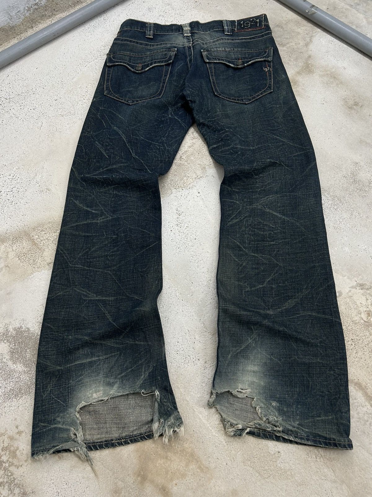Hysteric Glamour Vintage Extreme Flared Jeans 1927 Brand Distressed Denim Size US 34 / EU 50 - 2 Thumbnail