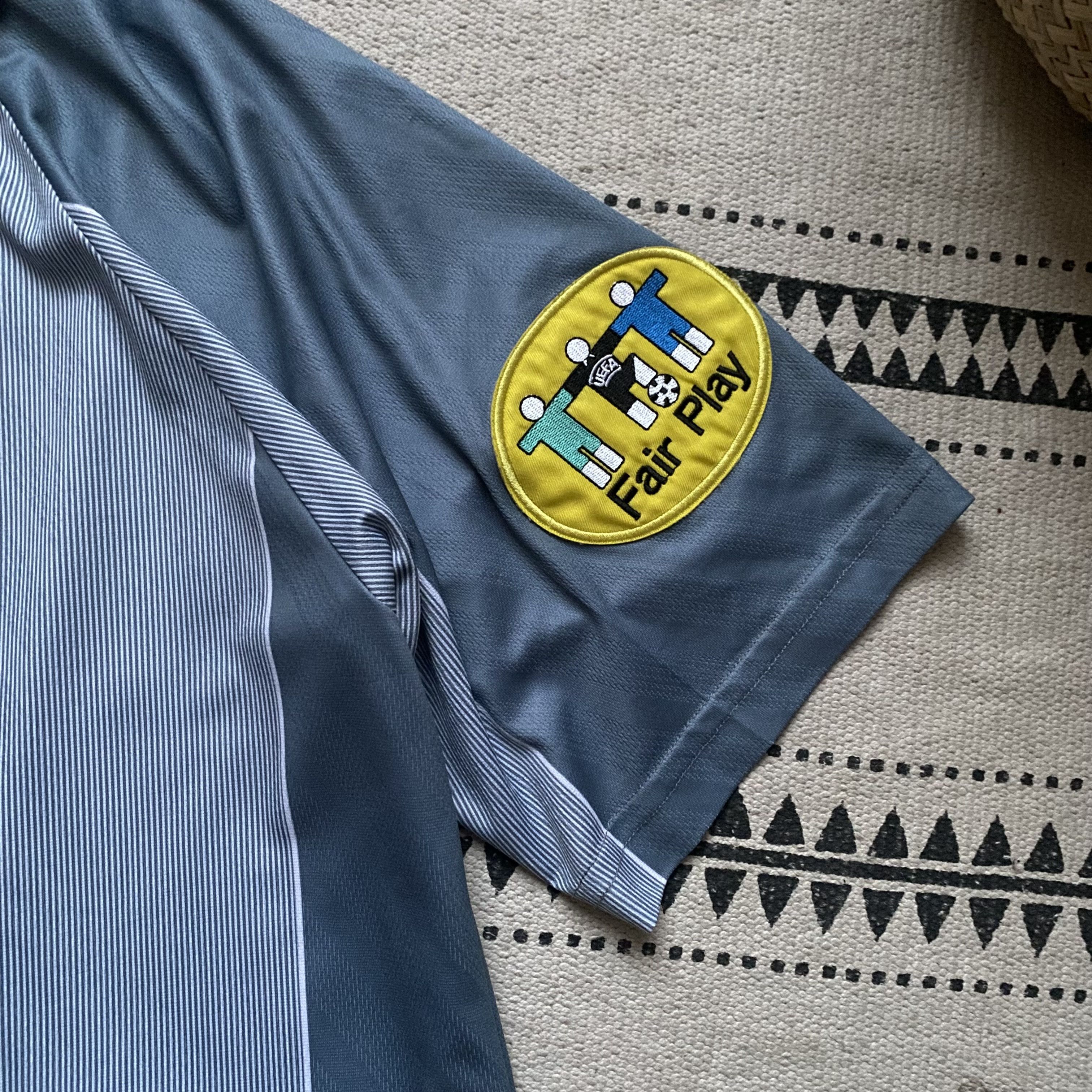 Umbro ⚽️ Vintage 96s Umbro Gascoigne England jersey #8 Soccer Size US L / EU 52-54 / 3 - 7 Thumbnail