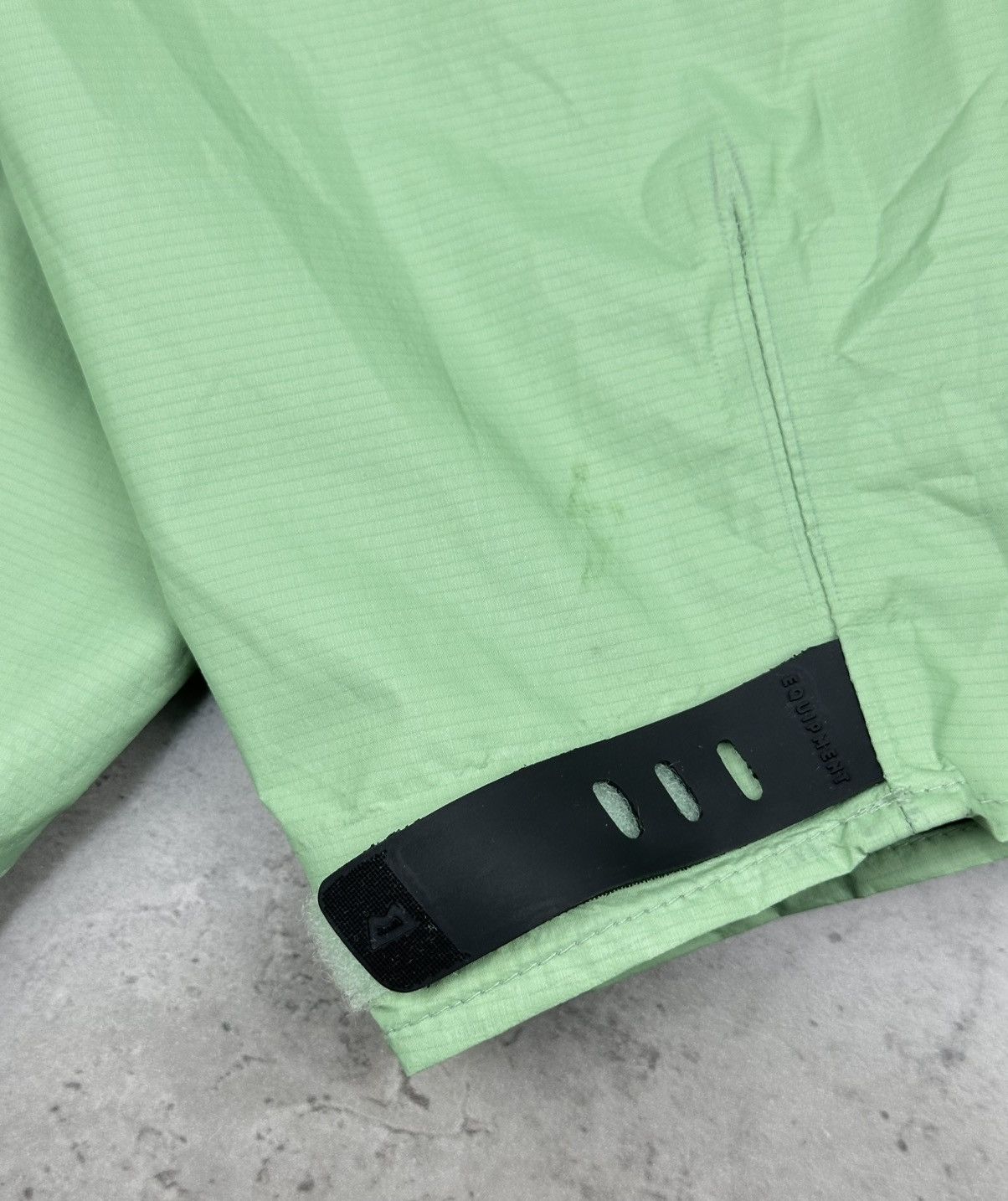 Mountain Equipment Mountain Equipment Gore-Tex Paclite Jacket Lime Rain Coat M Size M / US 6-8 / IT 42-44 - 11 Thumbnail