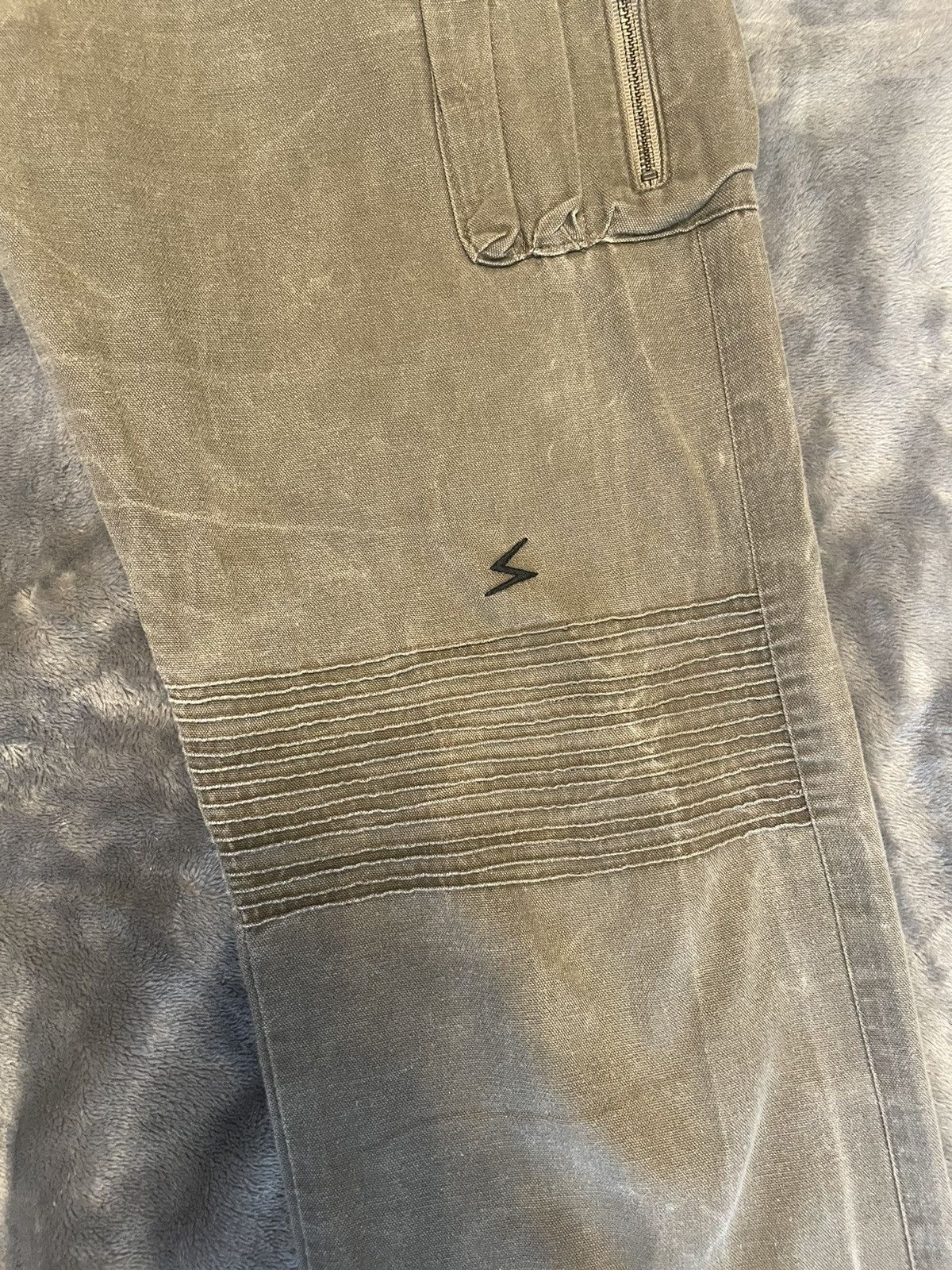 Jun Takahashi × Undercover Undercover AW05 Arts & Crafts Biker Cargo Denim Size US 30 / EU 46 - 2 Thumbnail