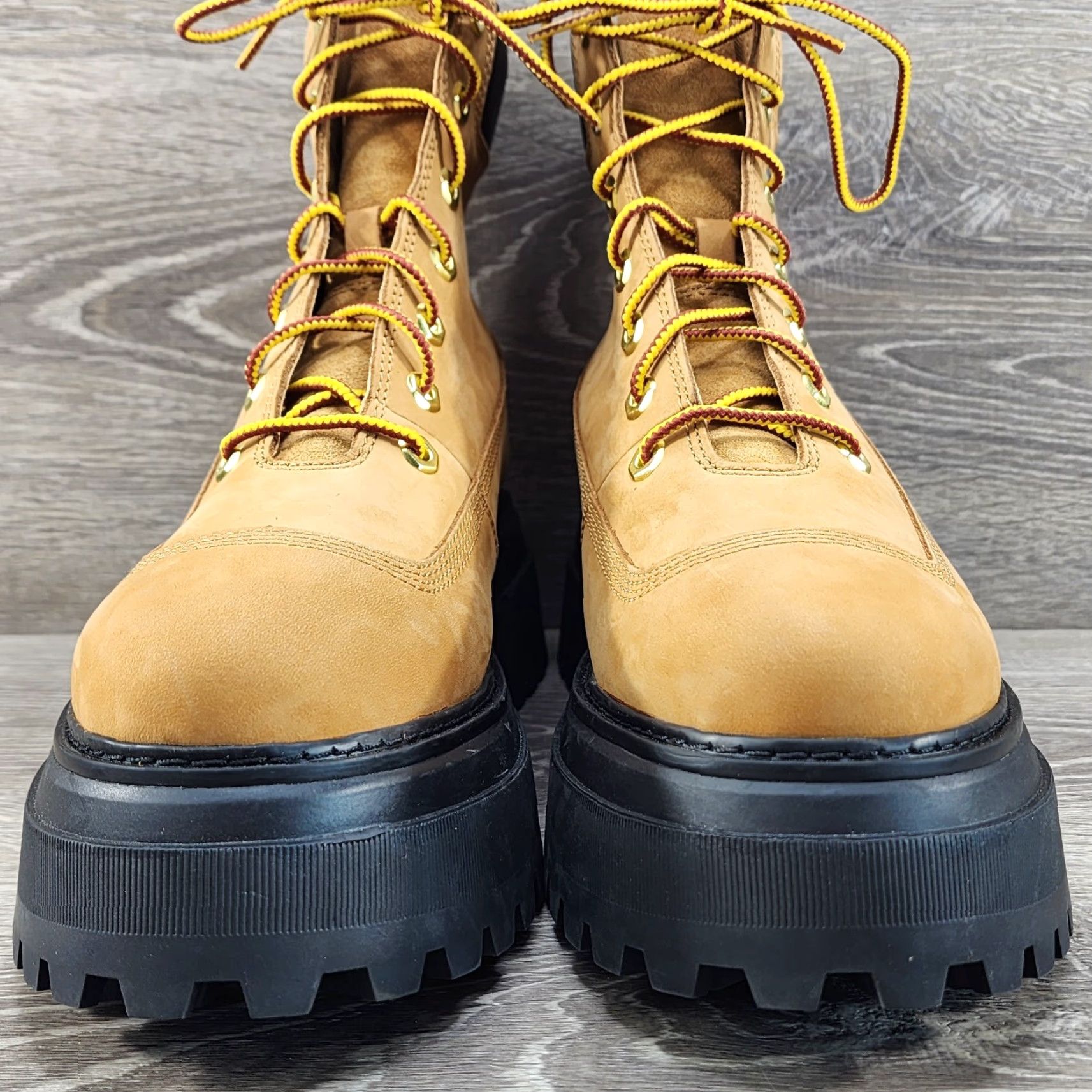 Timberland Timberland Boots Sky 6-Inch Lace Up Nubuck Leather Platform Brown Womens 9.5 Timberland Sky 6-Inch Boots Women Size 9.5 Brown Nubuck Leather Platform Size US 10 / IT 40 - 4 Thumbnail