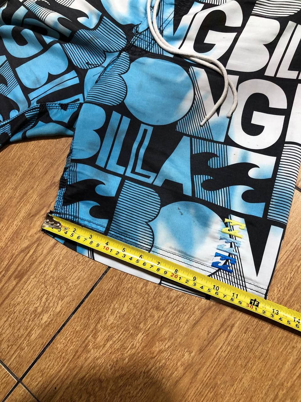 Billabong Billabong Swimwear Shorts Size 34 Casual Big Print Size US 34 / EU 50 - 8 Thumbnail