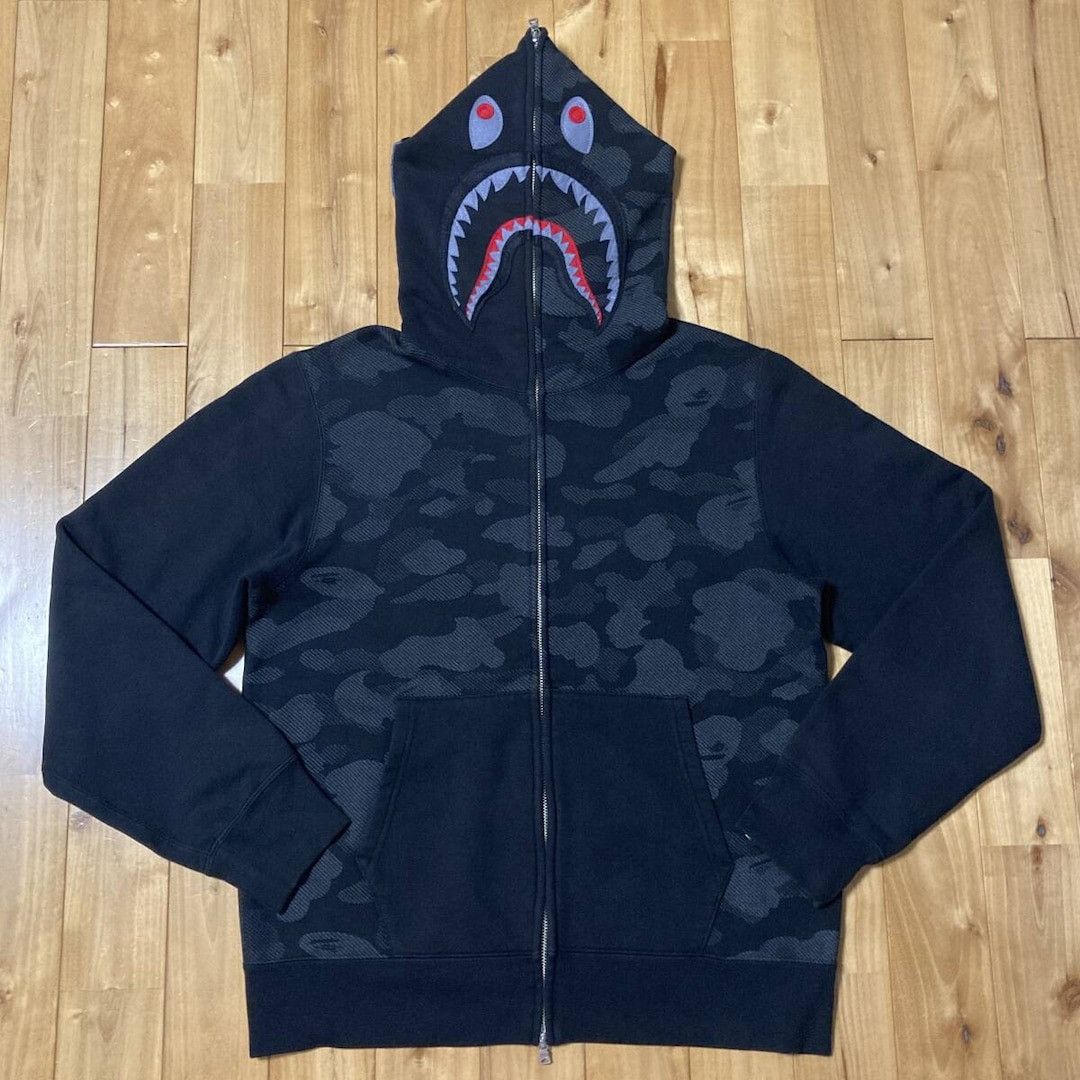 Bape BAPE Reflective camo shark full zip hoodie a bathing ape Size US L / EU 52-54 / 3 - 2 Thumbnail