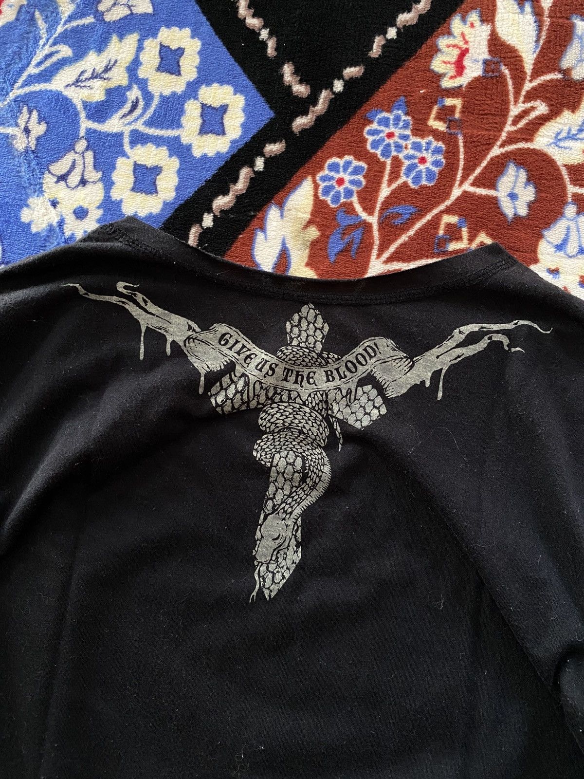 If Six Was Nine Bloodsuckers Gothic Punk Vkei Tshirt Size US M / EU 48-50 / 2 - 4 Thumbnail