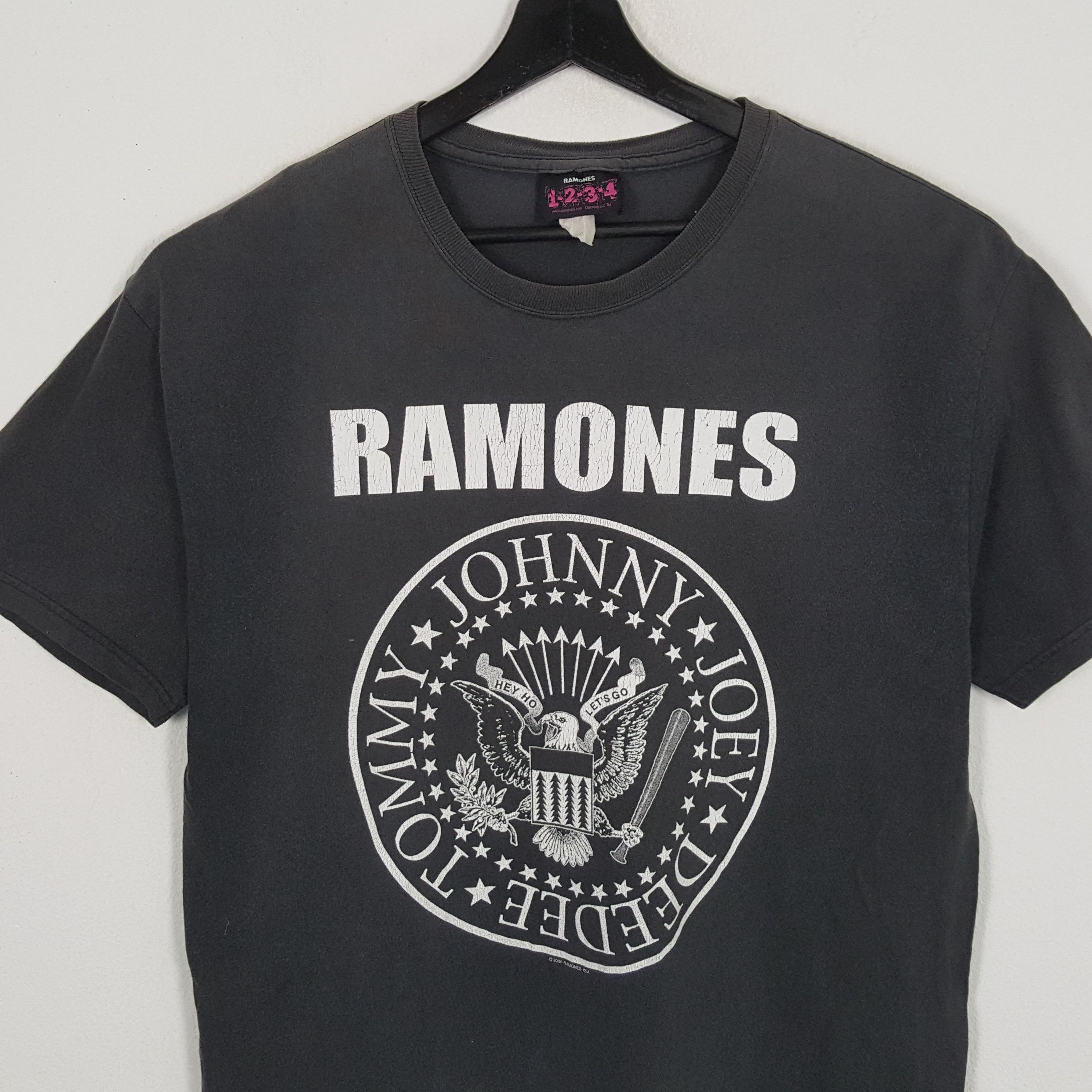Band Tees × Vintage RAMONES Rock Band Music Vintage Tshirt Size US L / EU 52-54 / 3 - 2 Thumbnail