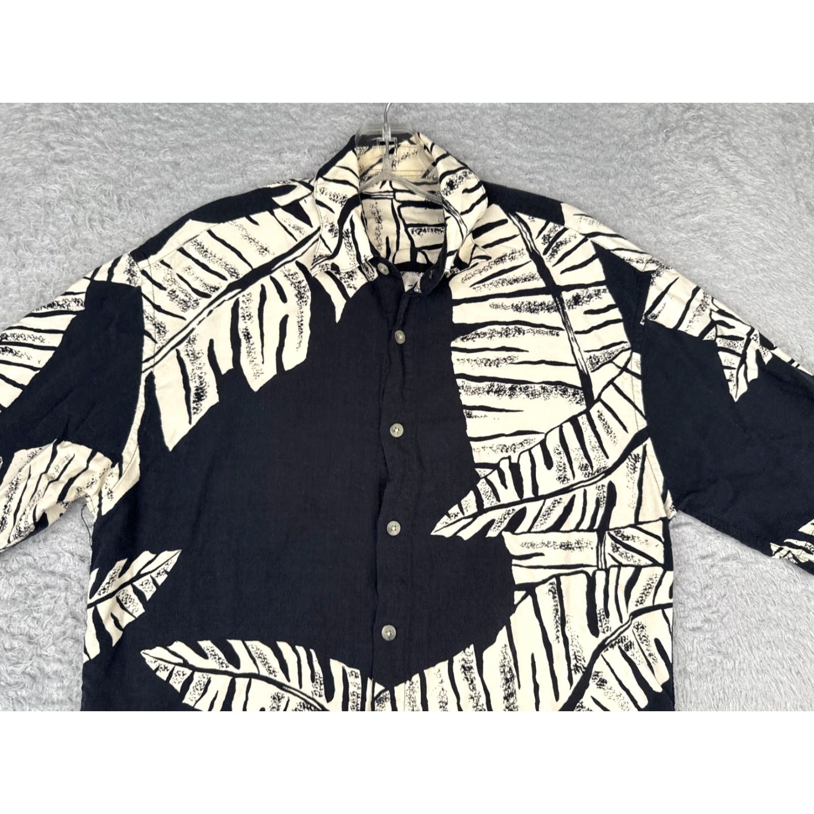 Vintage Hawaiian Shirt Men Small Black Ivory Floral Palm Leaf Cotton Button Up READ Size US S / EU 44-46 / 1 - 4 Thumbnail