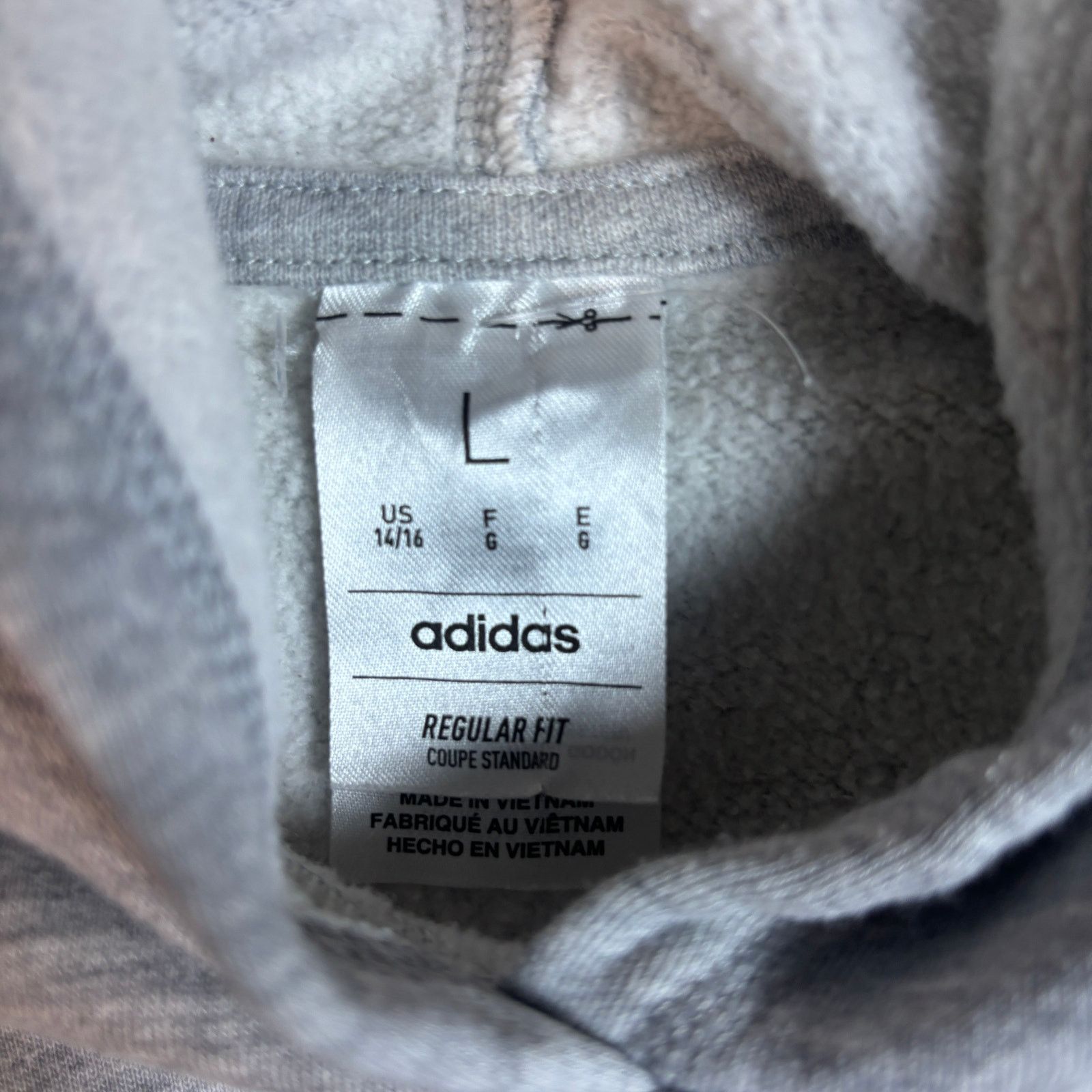 Adidas y2k style Adidas center logo hoodie Mens Small sportswear Size US S / EU 44-46 / 1 - 4 Thumbnail