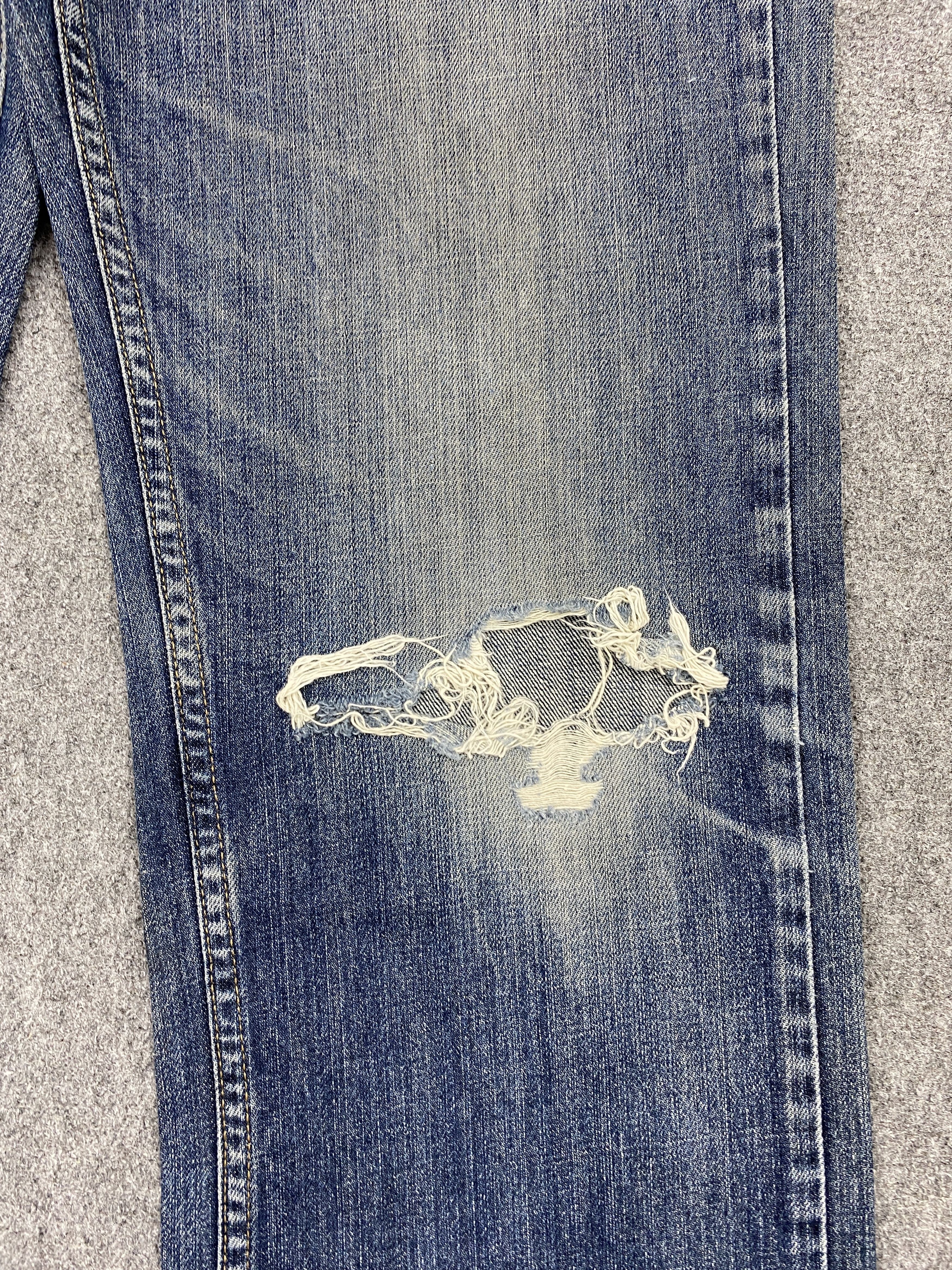 Levi's × Vintage Vintage Distressed Levis 559 Faded Blue Jeans Size US 35 - 11 Thumbnail